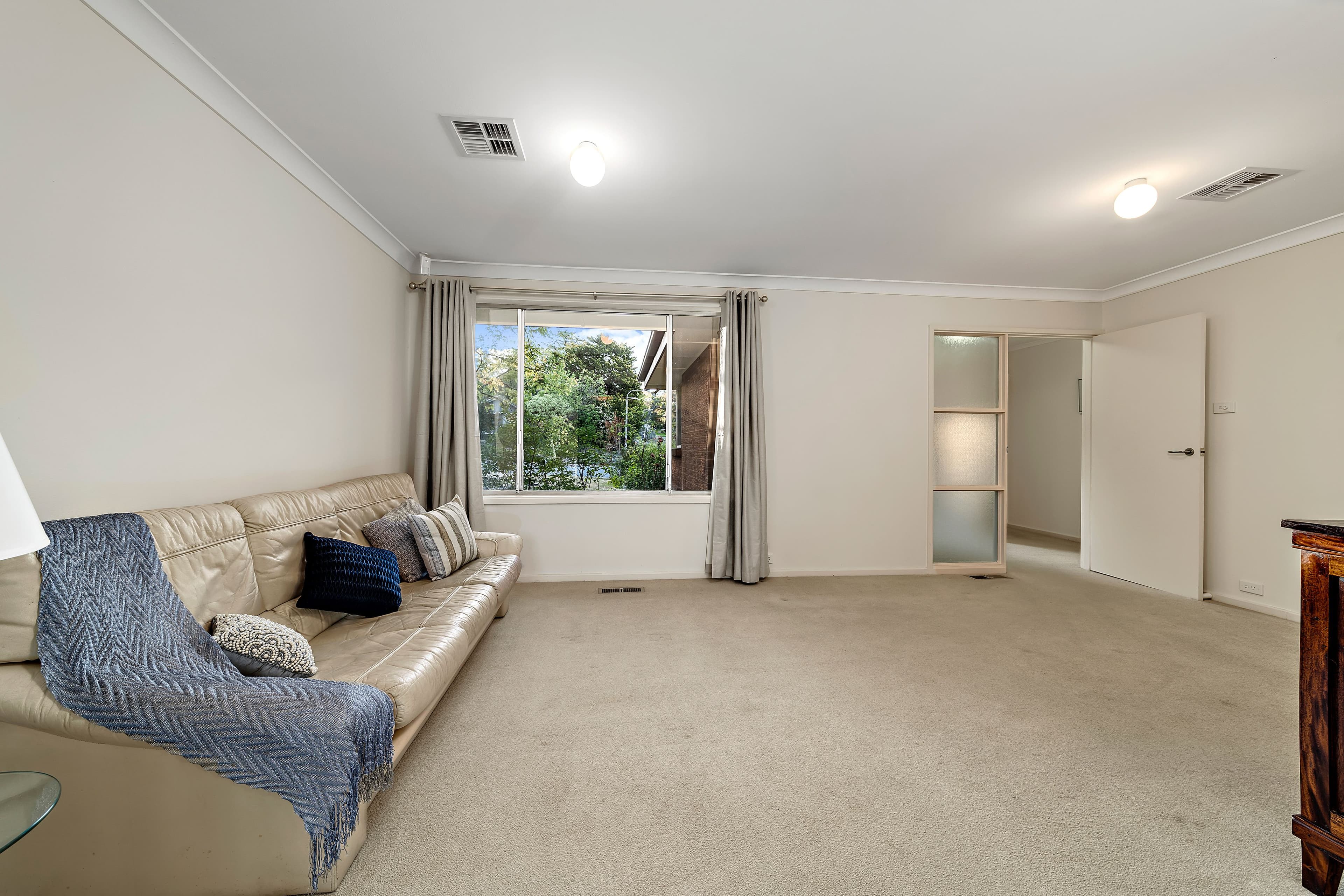 88 Mackellar Crescent, Cook ACT 2614, Cook - Thumbnail 4
