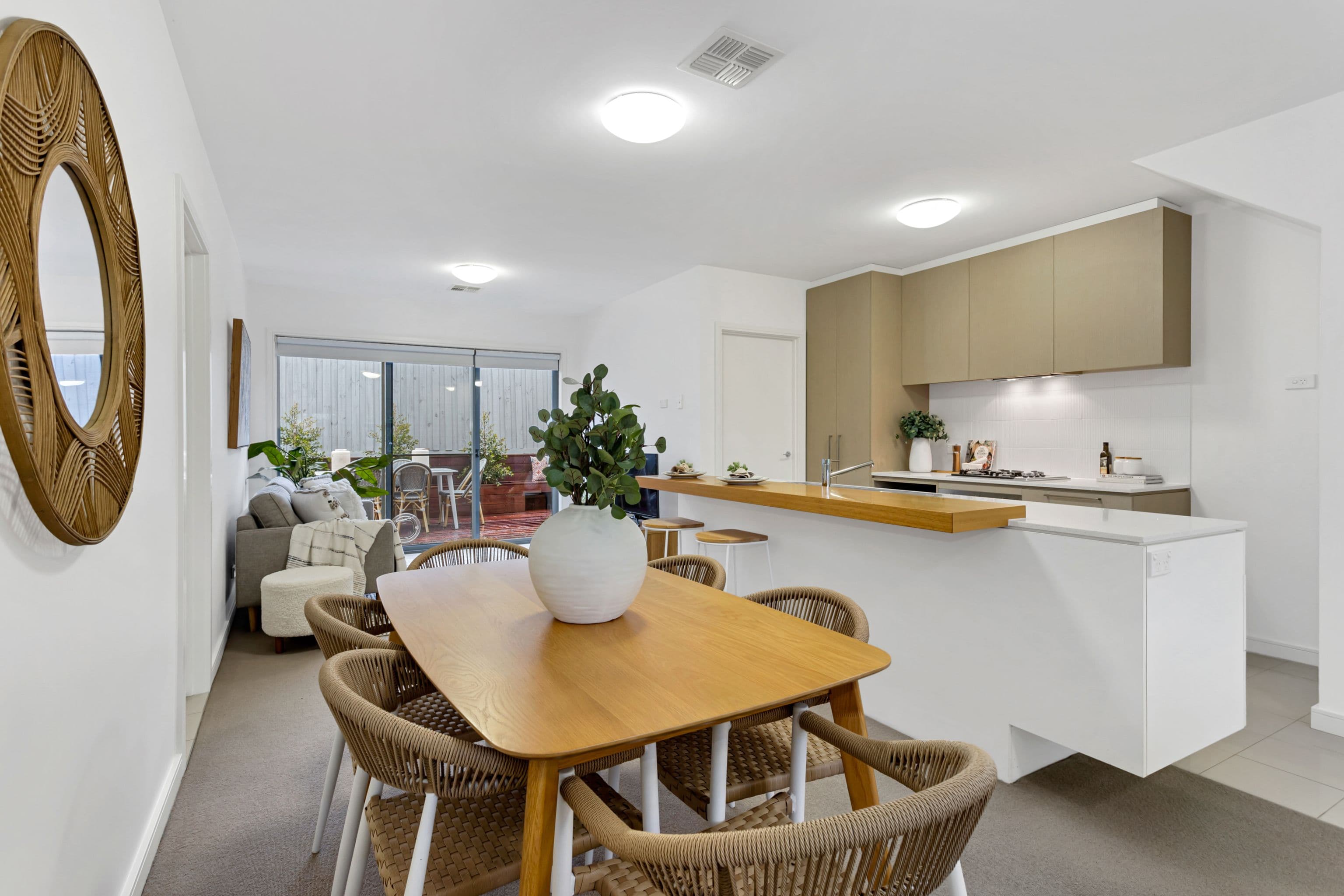 17 Paragon Way, Waterways VIC 3195, Waterways - Thumbnail 2