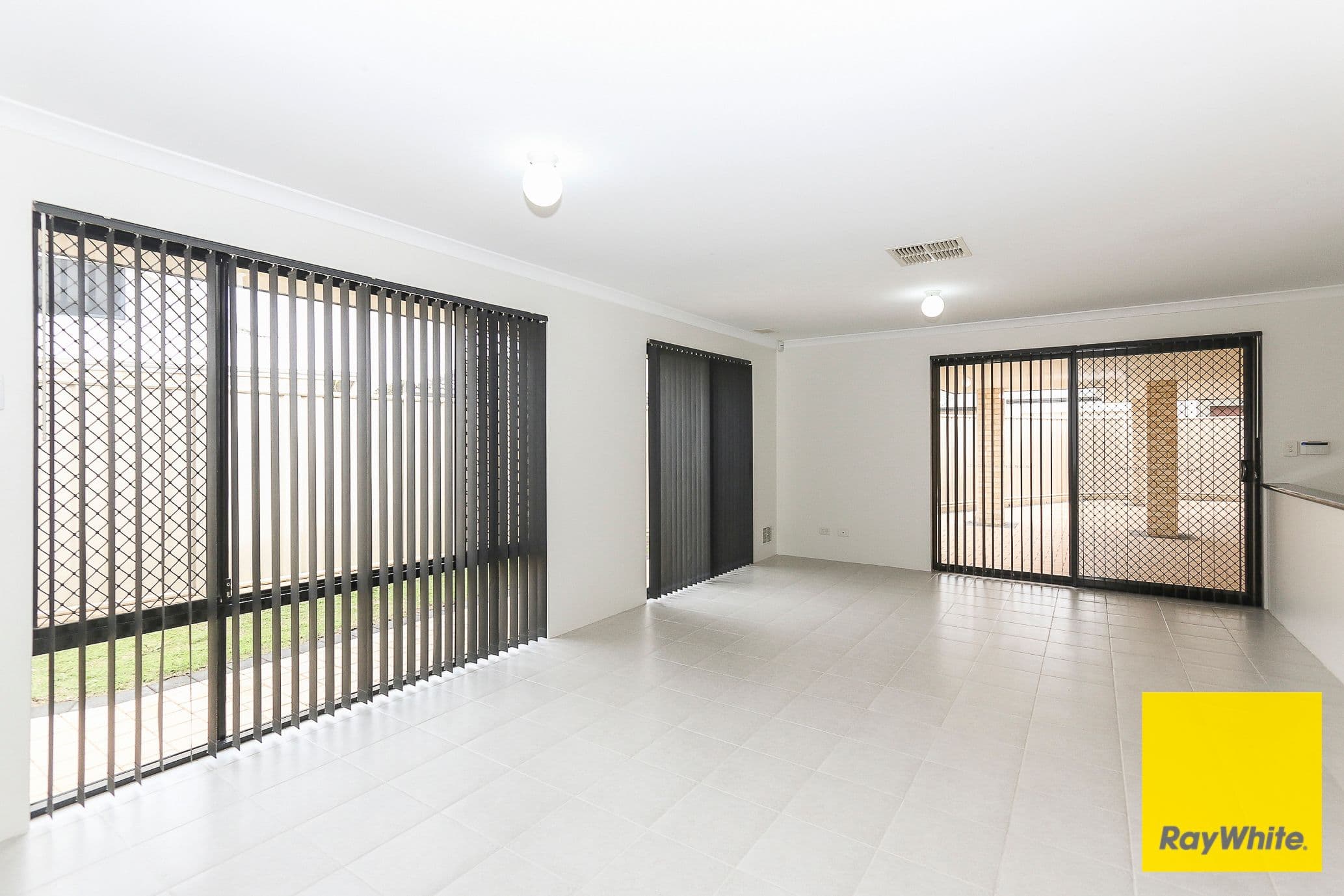 7 Bonarda Way, Caversham WA 6055, Caversham - Thumbnail 6