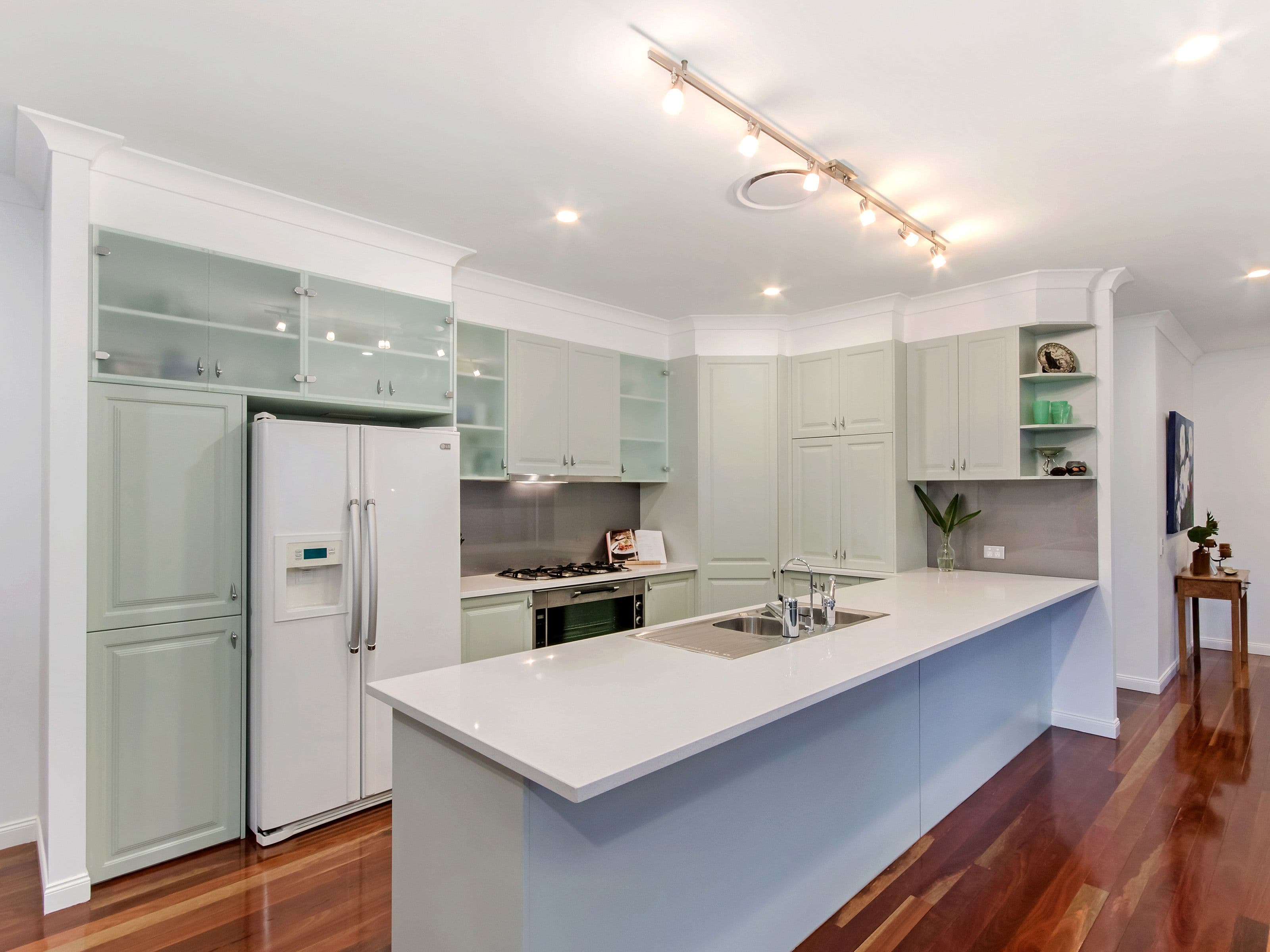2 Yungaburra Place, Helensvale QLD 4212, Helensvale - Thumbnail 7