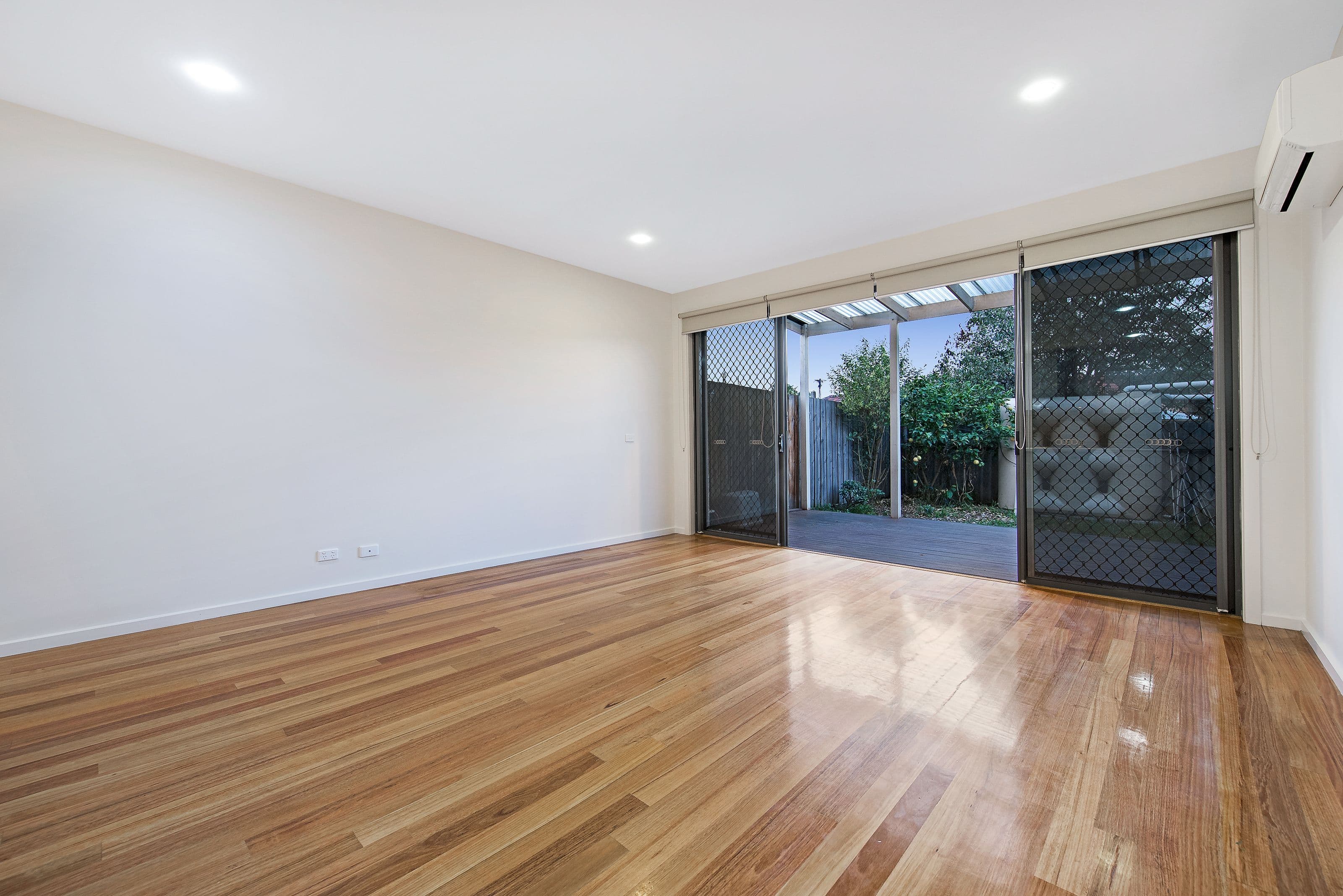 22 Burns Avenue, Clayton South VIC 3169, Clayton South - Thumbnail 4