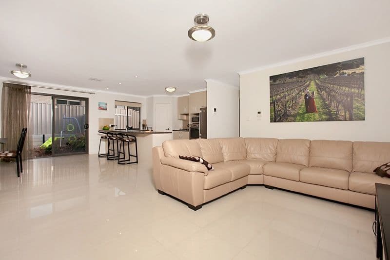 15 Byron Bay Boulevard, SEAFORD RISE SA 5169, Seaford Rise - Thumbnail 5