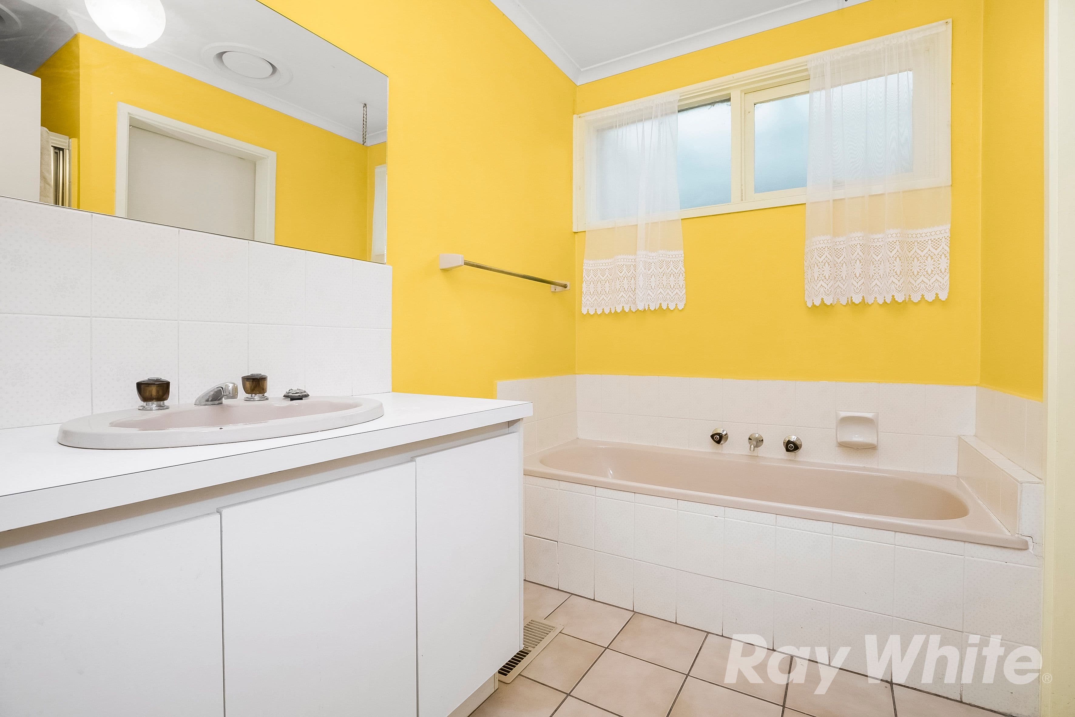 45 Garnett Road, Wheelers Hill VIC 3150, Wheelers Hill - Thumbnail 7