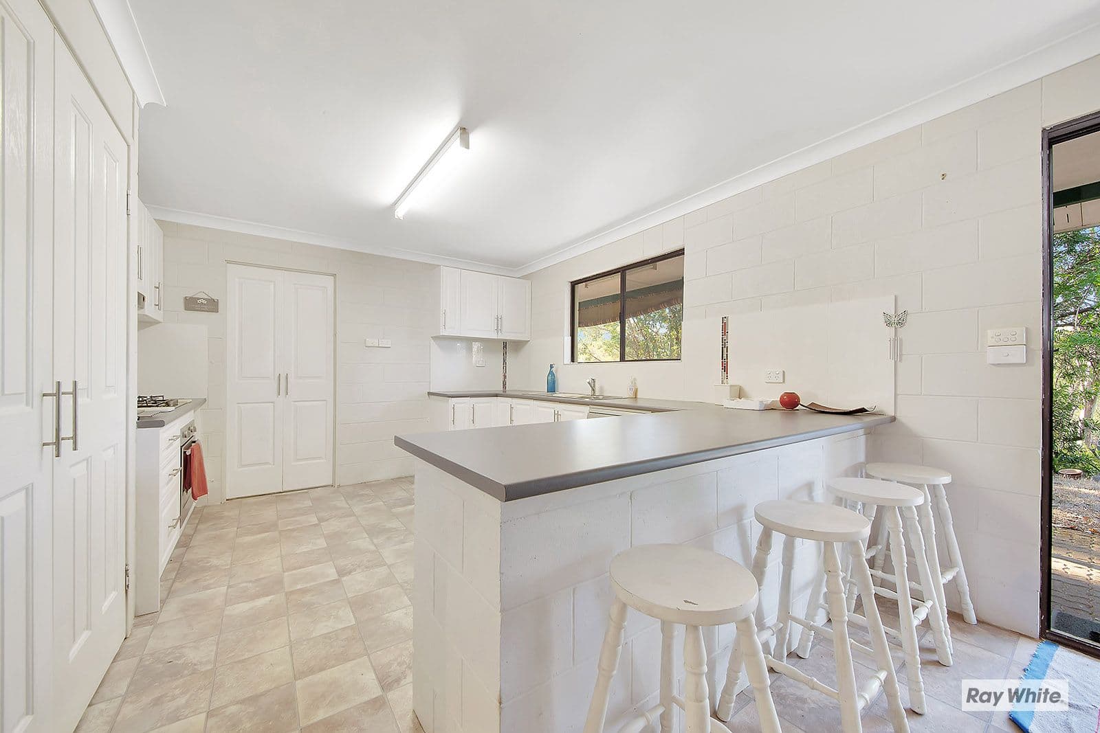 2 Davidson Road, Cawarral QLD 4702, Cawarral - Thumbnail 4