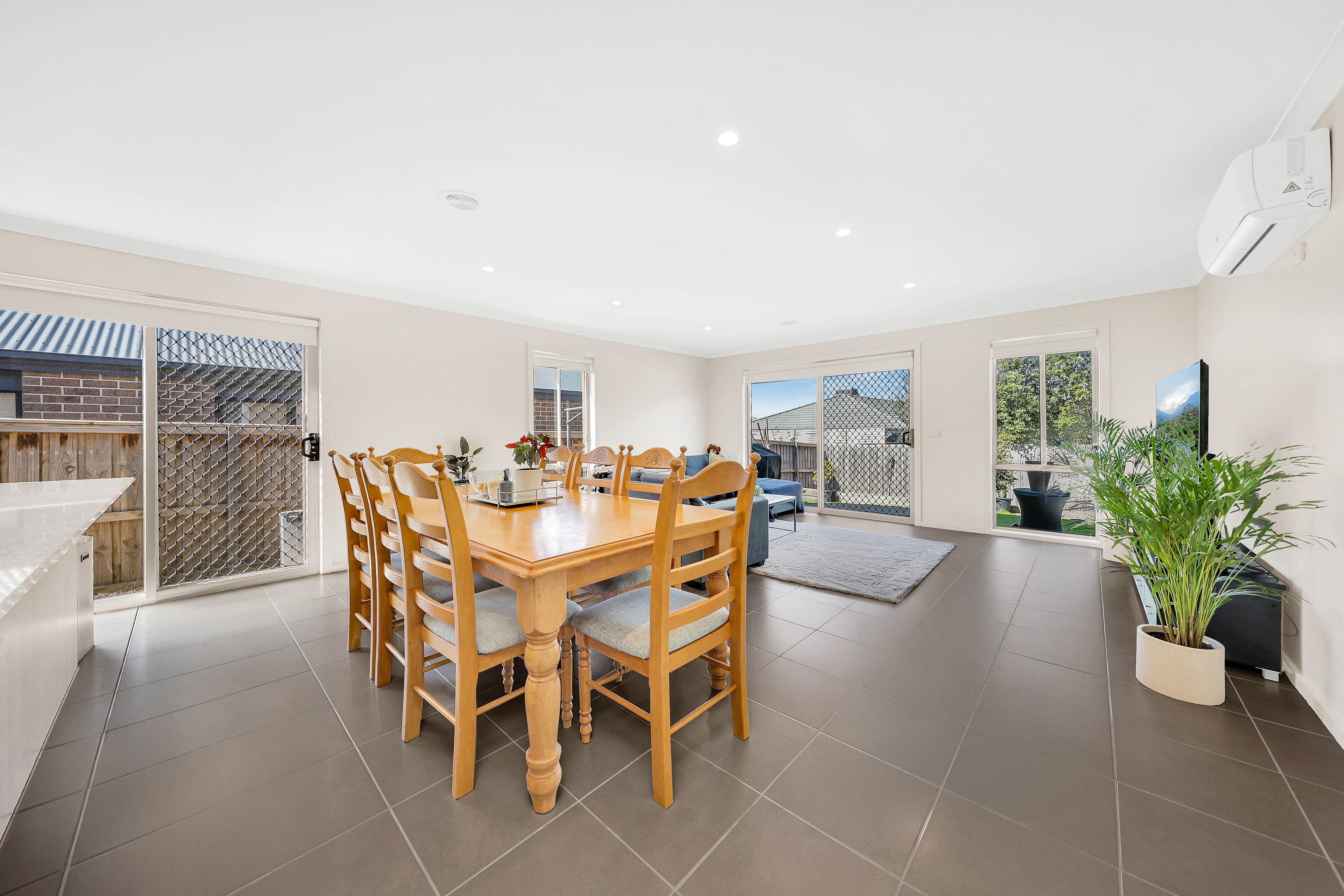 103 Wellington Street, Mernda VIC 3754, Mernda - Thumbnail 5