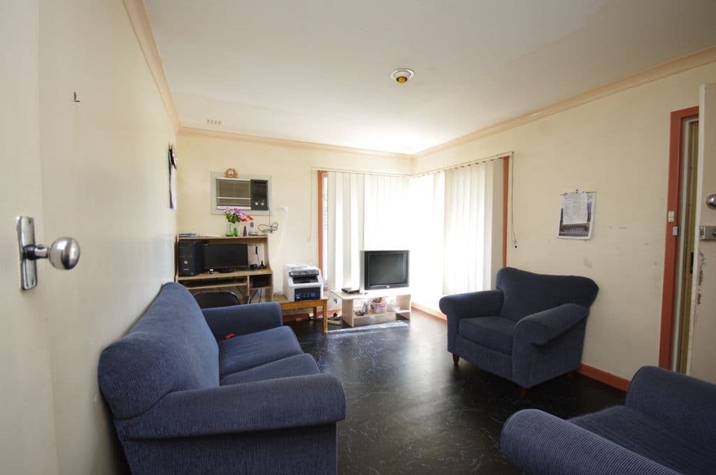 18 Shelvock Crescent, KOONDOOLA WA 6064, Koondoola - Thumbnail 4