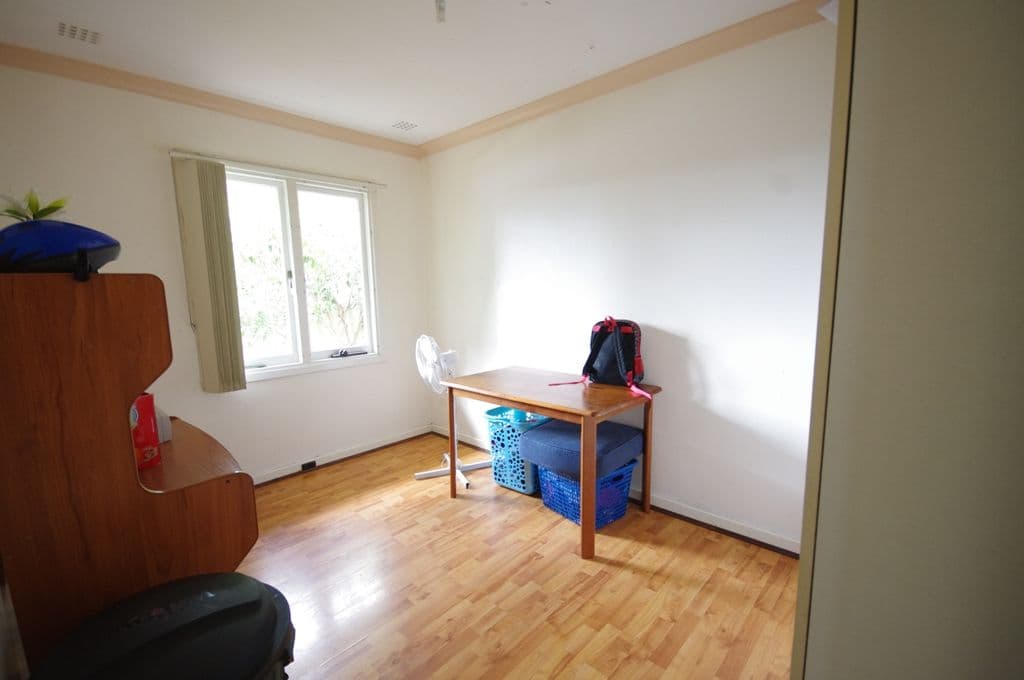 18 Shelvock Crescent, KOONDOOLA WA 6064, Koondoola - Thumbnail 7
