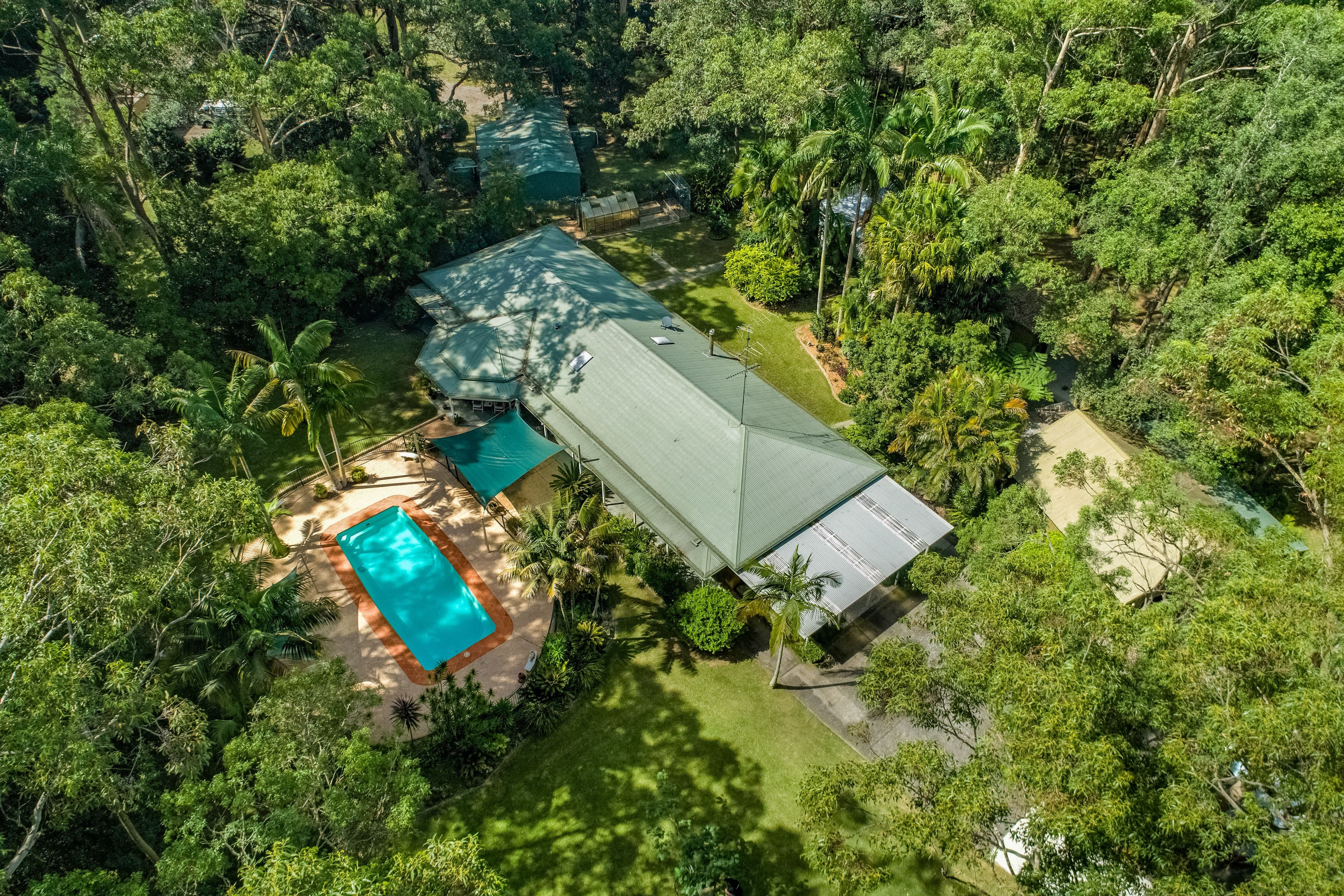 17 Pomona Road, Empire Bay - Image 1