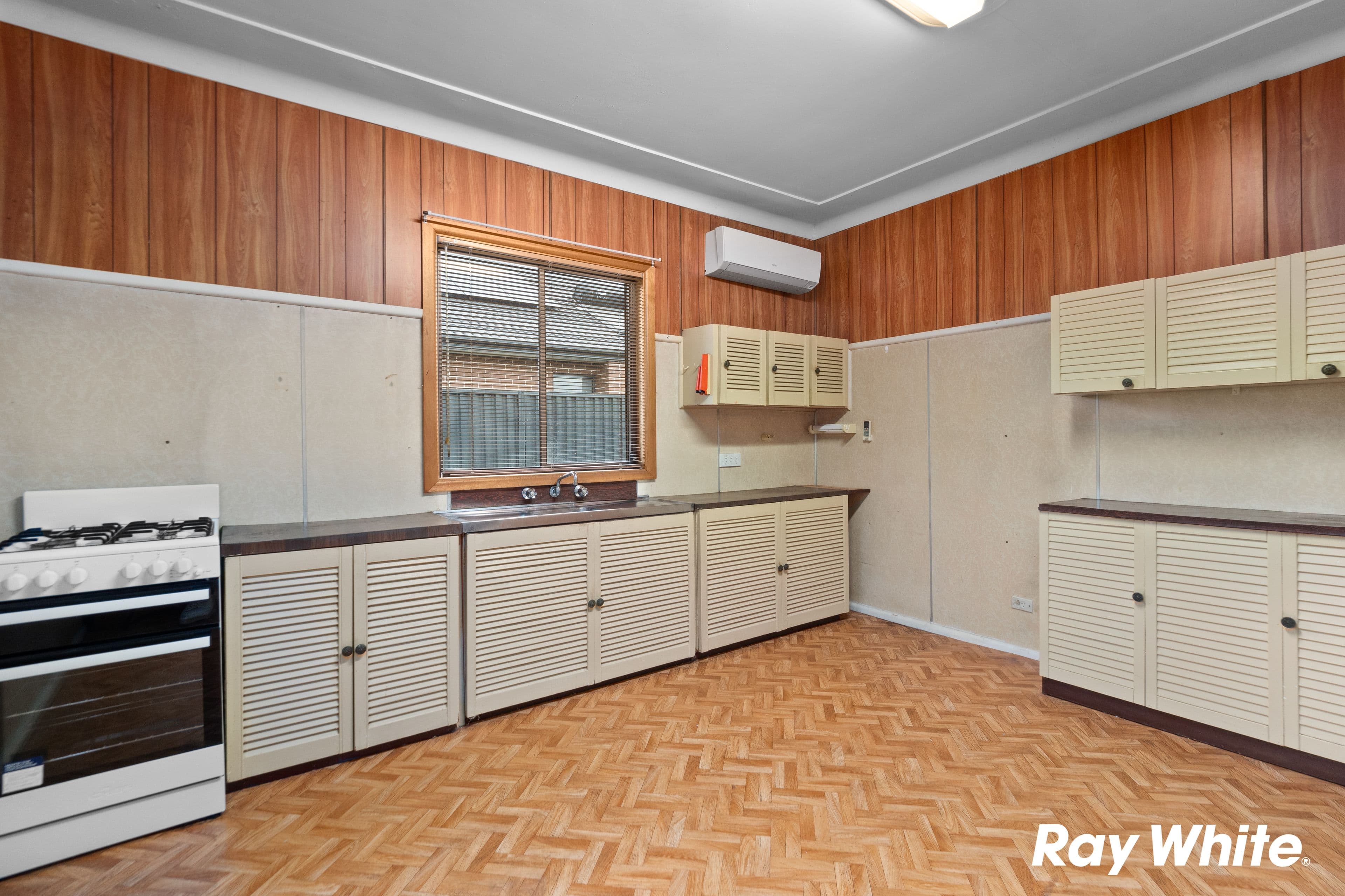 18 Balbeek Avenue, Blacktown NSW 2148, Blacktown - Thumbnail 3