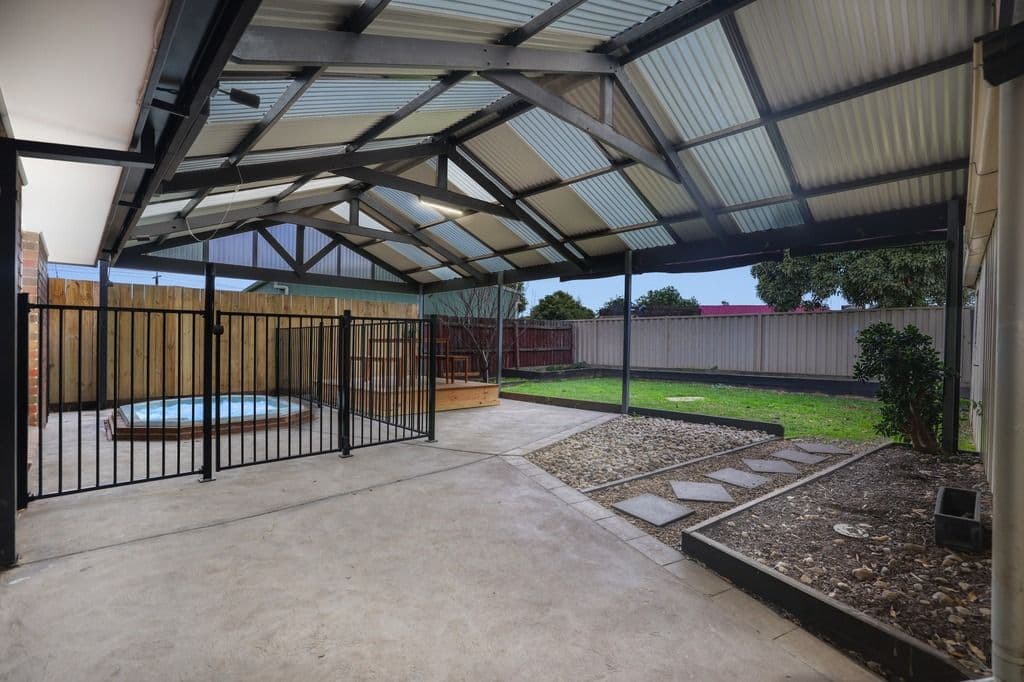 1 Queensbury Way, Werribee VIC 3030, Werribee - Thumbnail 5
