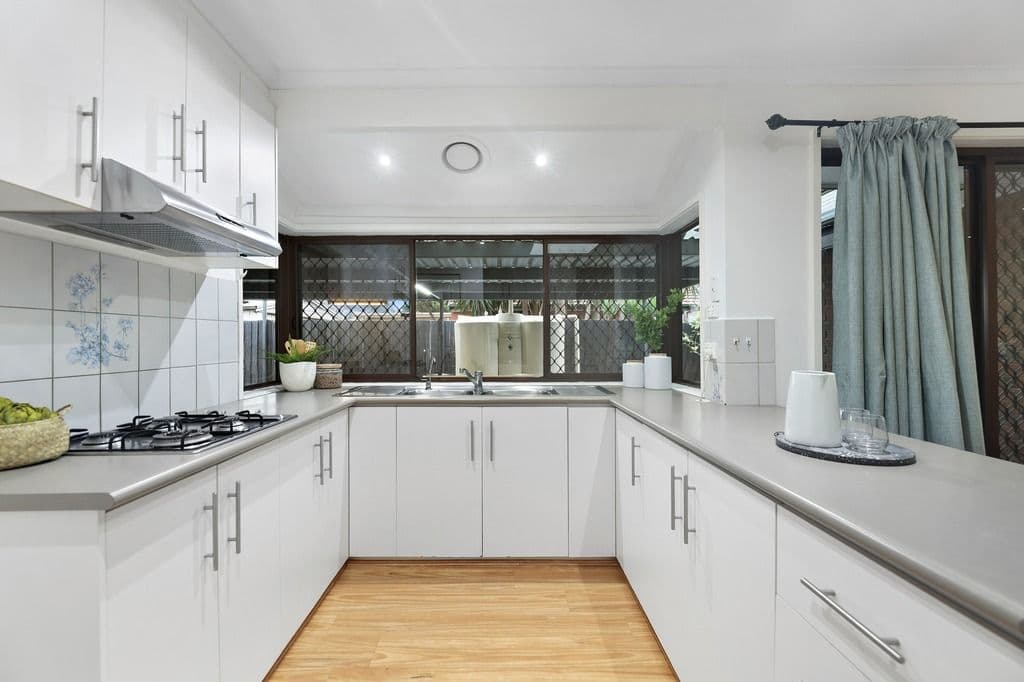 1 Queensbury Way, Werribee VIC 3030, Werribee - Thumbnail 6