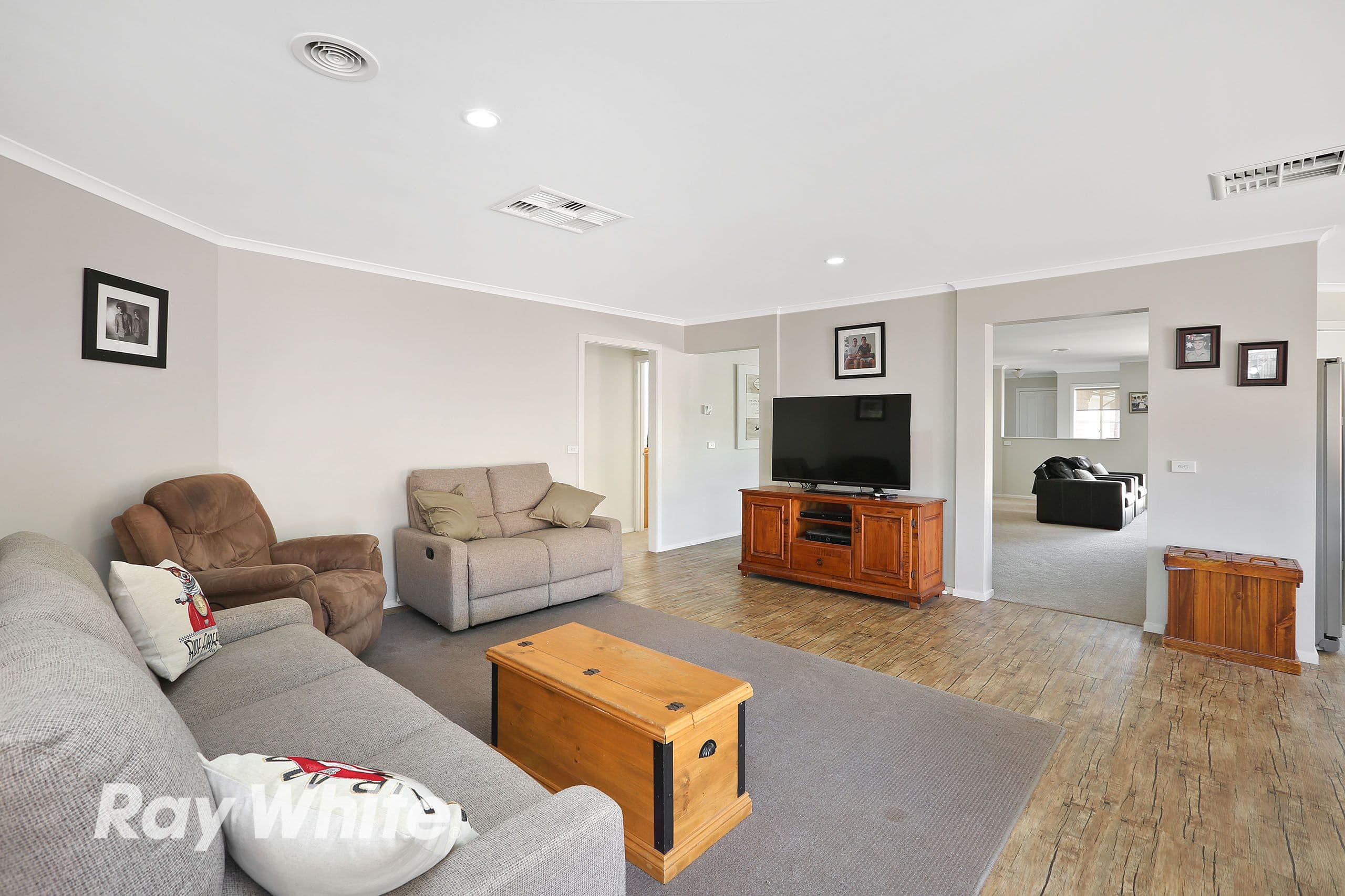 7 Magnolia Court, Lara VIC 3212, Lara - Thumbnail 2