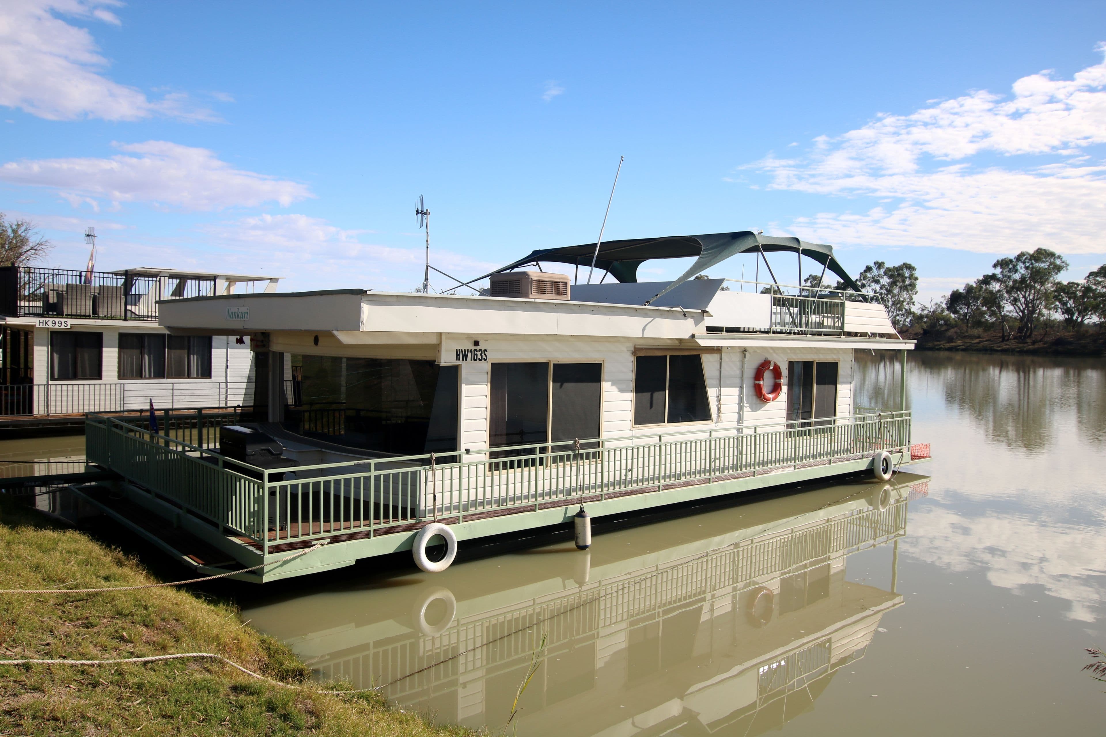 Mooring 37 Leonard Norman Drive, Waikerie SA 5330, Waikerie - Image 1
