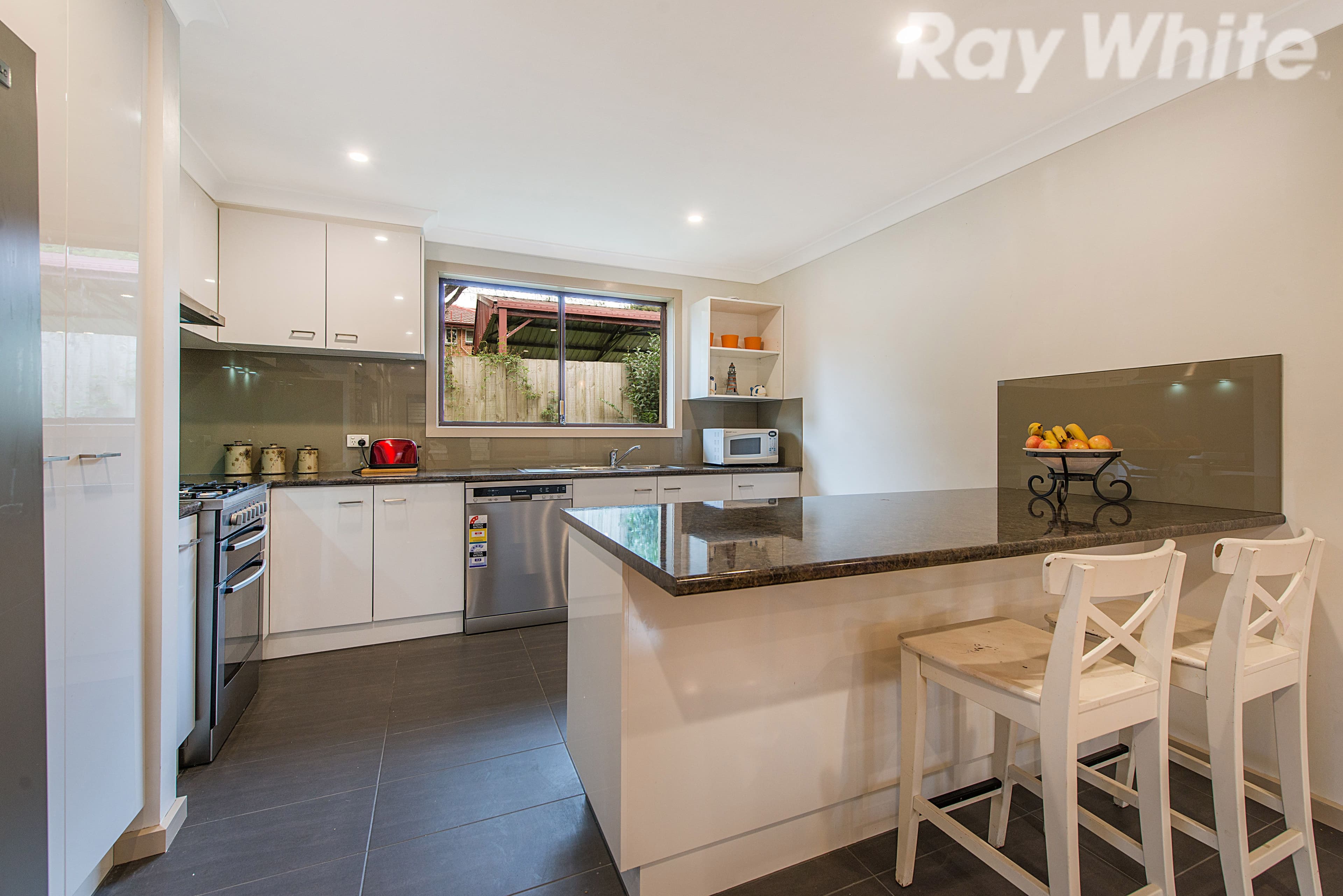 9 Hillview Drive, Kilsyth VIC 3137, Kilsyth - Thumbnail 2