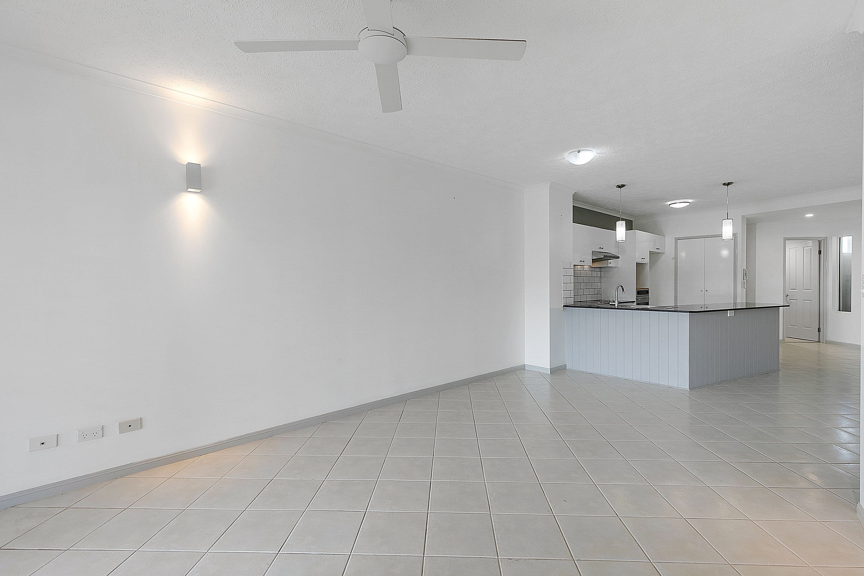 275 The Esplanade, Cairns North QLD 4870, Cairns North - Thumbnail 4