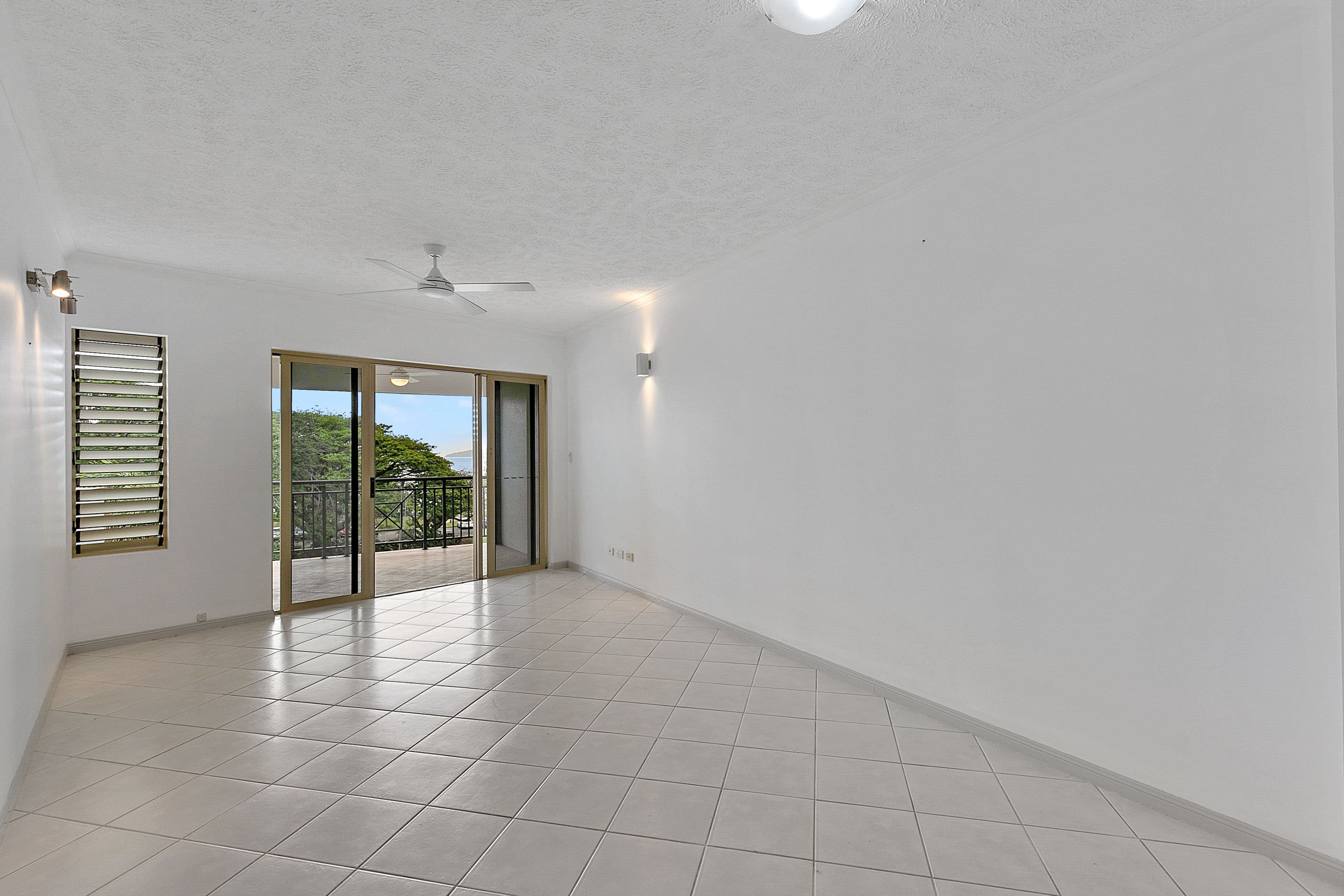 275 The Esplanade, Cairns North QLD 4870, Cairns North - Thumbnail 5