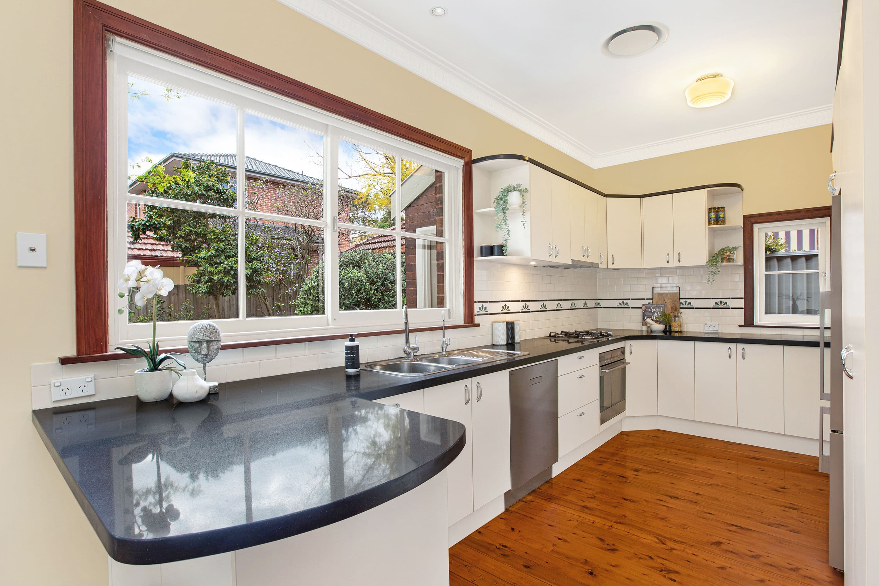 4 Gildea Avenue, Five Dock NSW 2046, Five Dock - Thumbnail 3