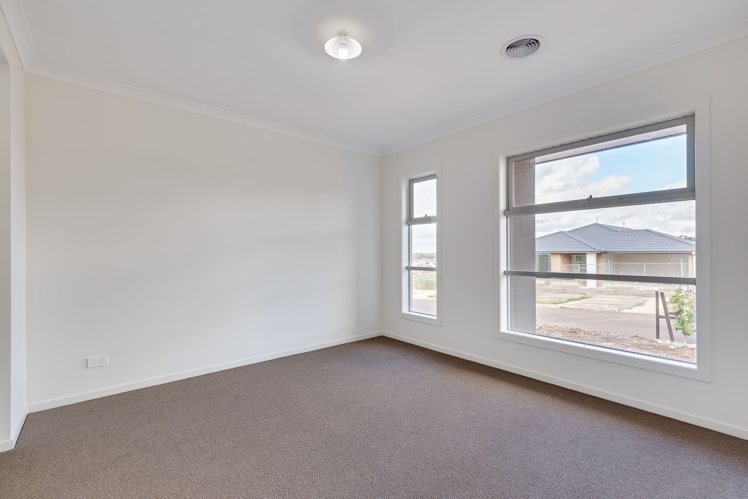 20 Sawatch Street, Truganina VIC 3029, Truganina - Thumbnail 3
