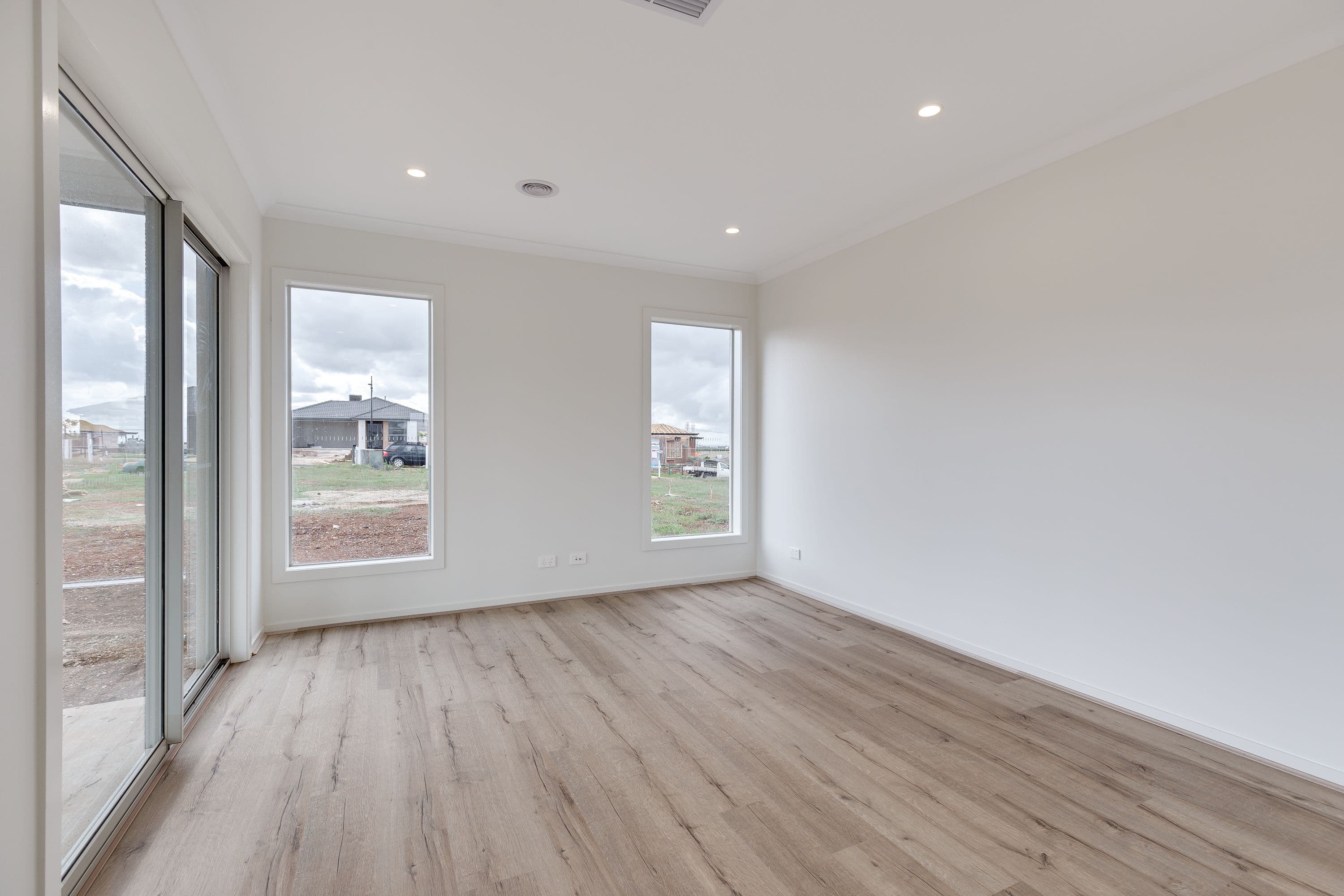 20 Sawatch Street, Truganina VIC 3029, Truganina - Thumbnail 5