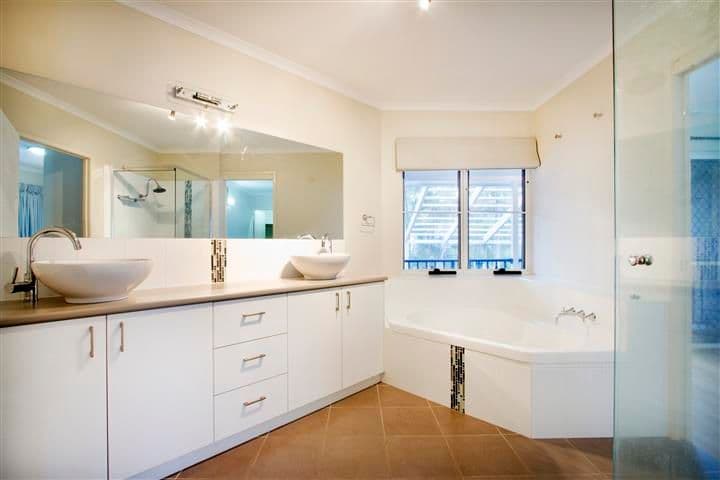 9 Erromango Drive, Jubilee Pocket QLD 4802, Jubilee Pocket - Thumbnail 4