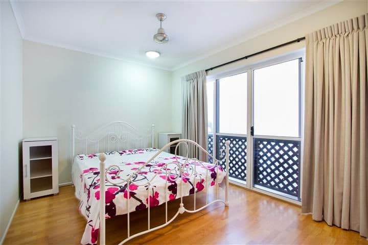 9 Erromango Drive, Jubilee Pocket QLD 4802, Jubilee Pocket - Thumbnail 6