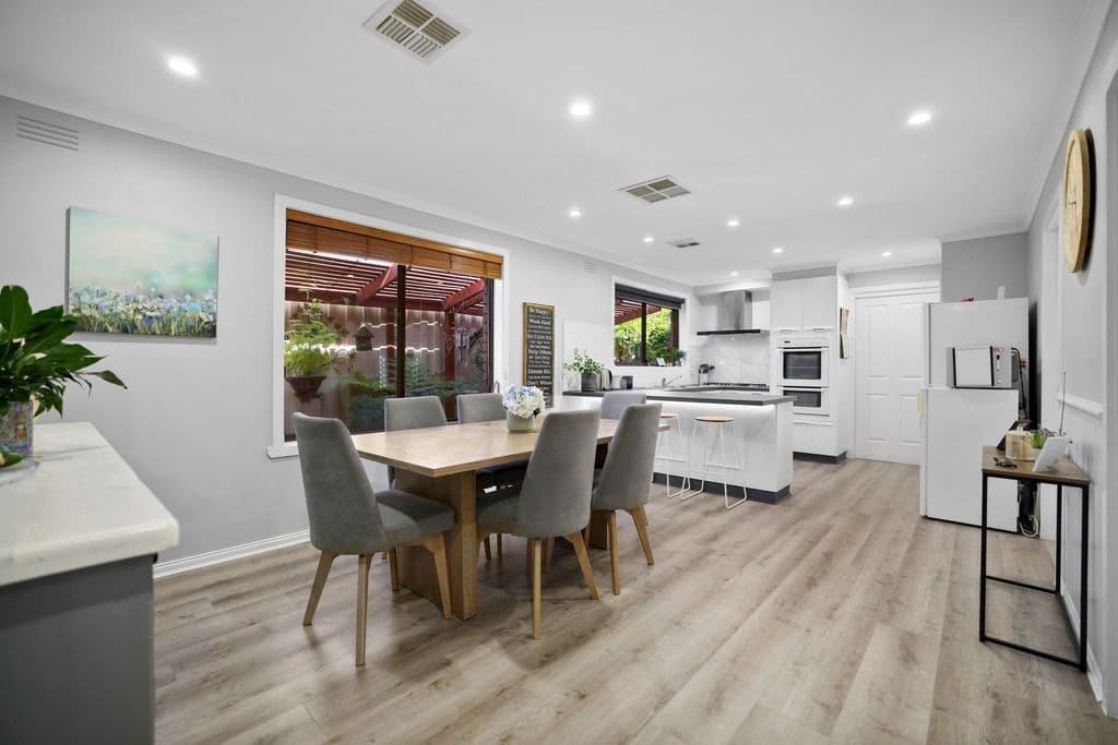 7 Windsor Avenue, Wyndham Vale VIC 3024, Wyndham Vale - Thumbnail 5