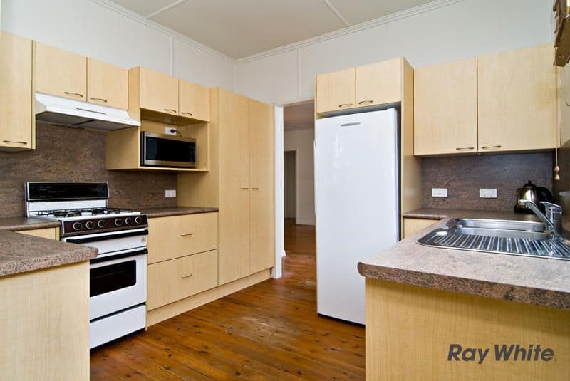 18 Milford Street, ALDERLEY QLD 4051, Alderley - Thumbnail 3