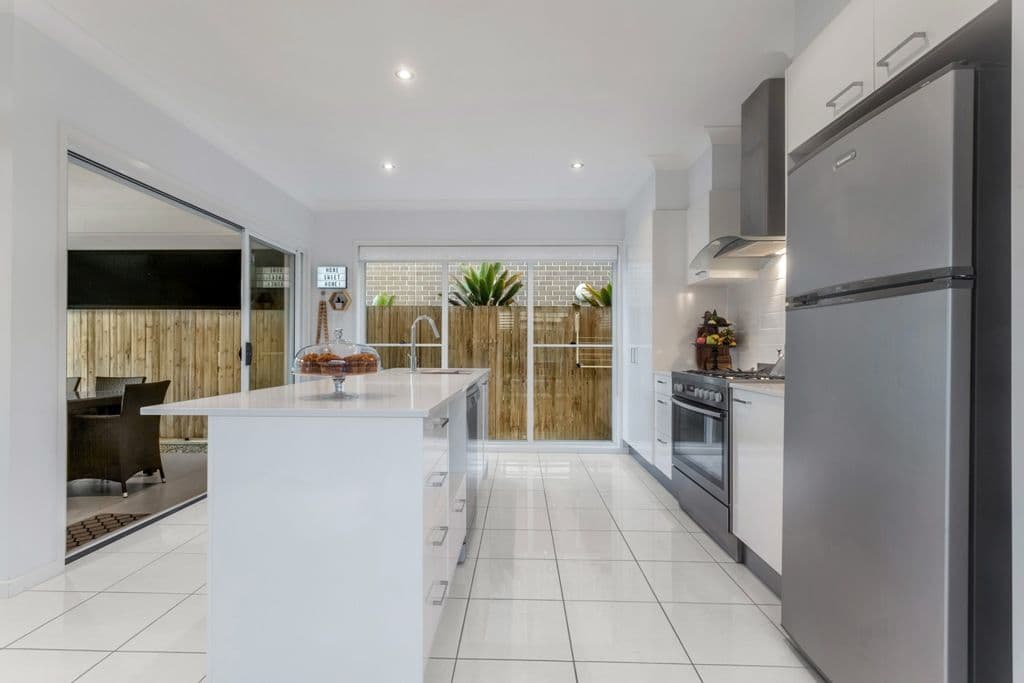 36 Taylor Street, Wavell Heights QLD 4012, Wavell Heights - Thumbnail 3