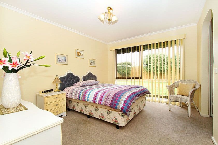 50 McLaughlin Crescent, MILL PARK VIC 3082, Mill Park - Thumbnail 7