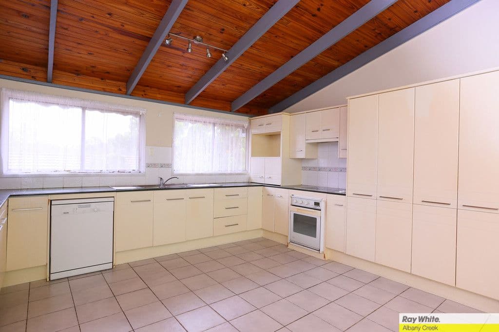 12 Longford Street, Everton Hills QLD 4053, Everton Hills - Thumbnail 6