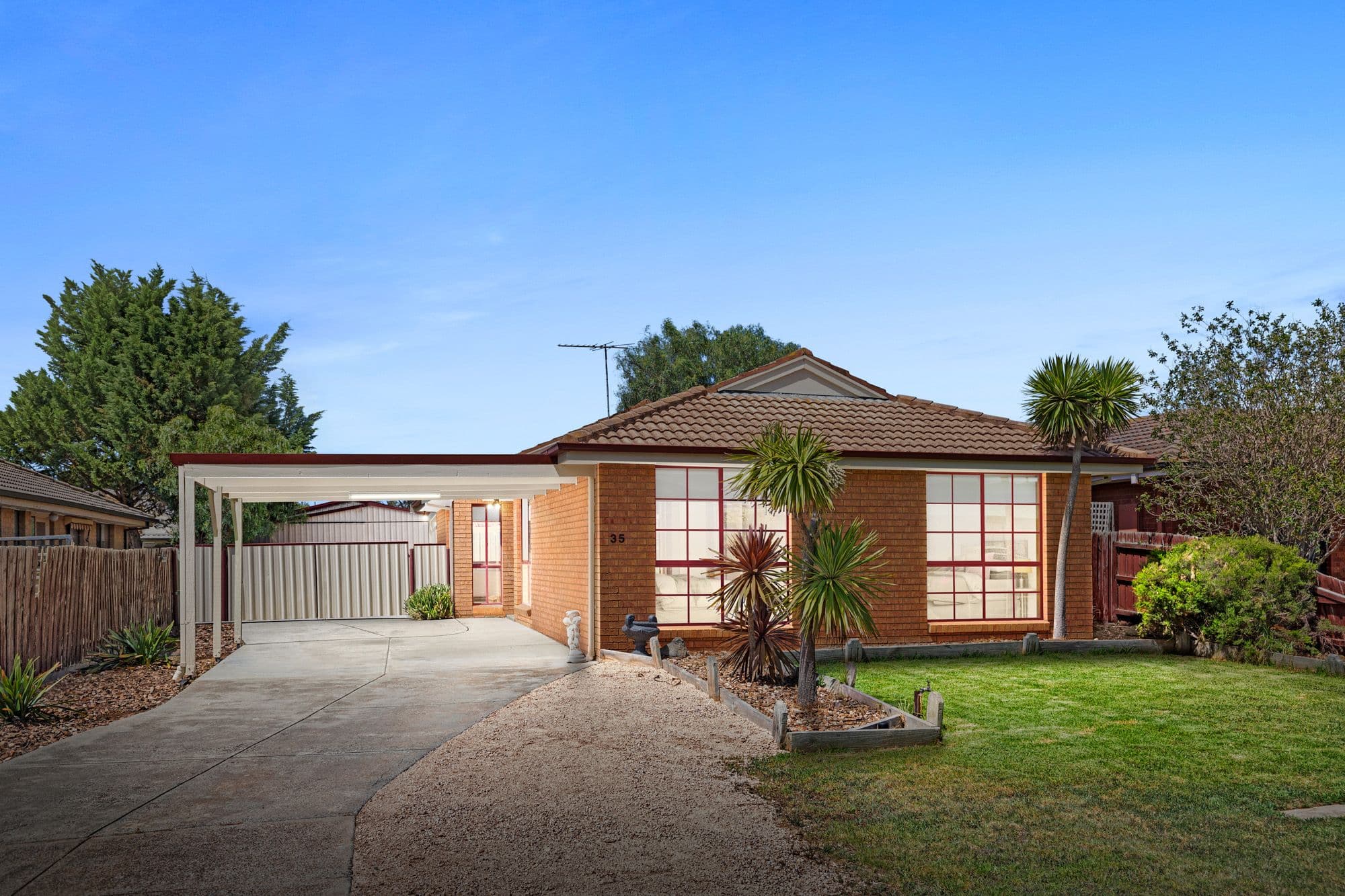 35 Karinya Close, Werribee VIC 3030, Werribee - Image 1