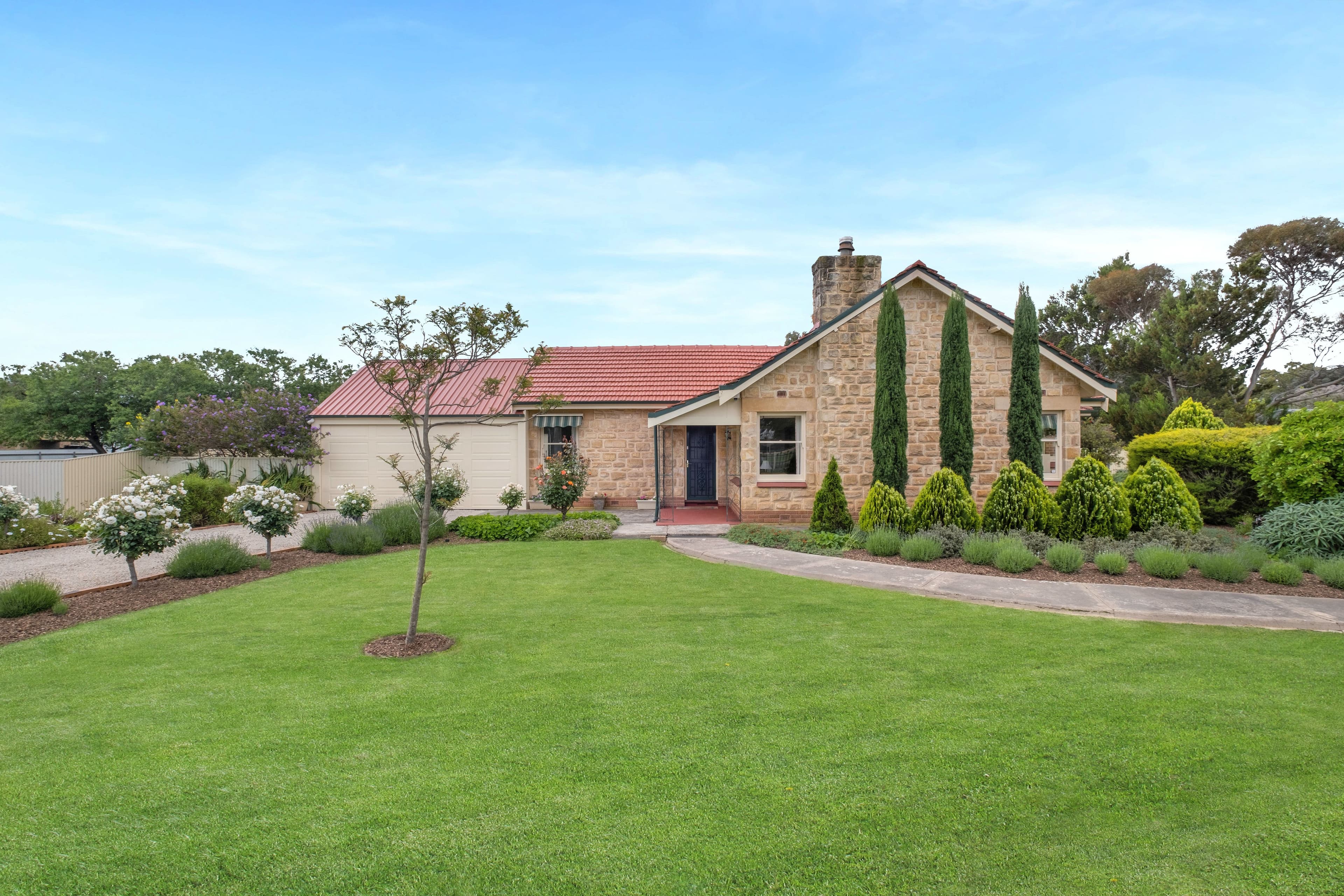 11 ASHBOURNE Road, Strathalbyn SA 5255, Strathalbyn - Thumbnail 2