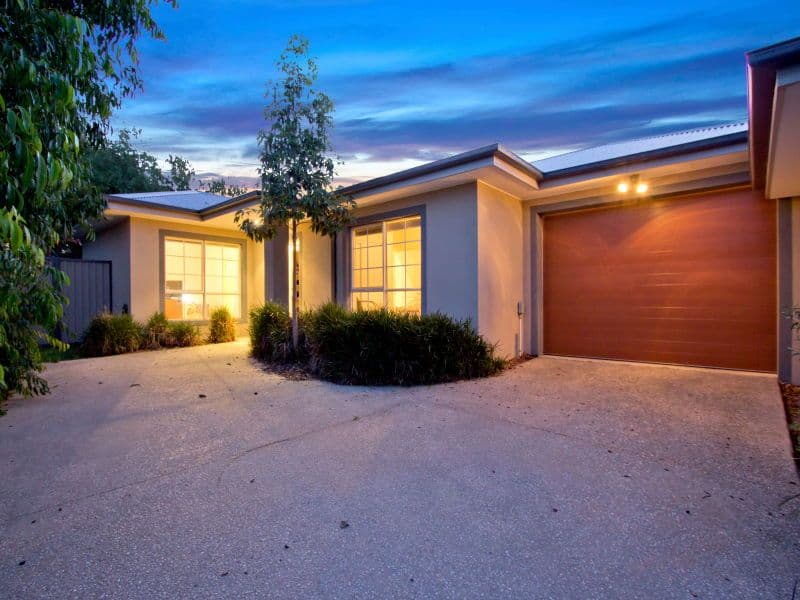 70 McComb Boulevard, FRANKSTON SOUTH VIC 3199, Frankston South - Image 1