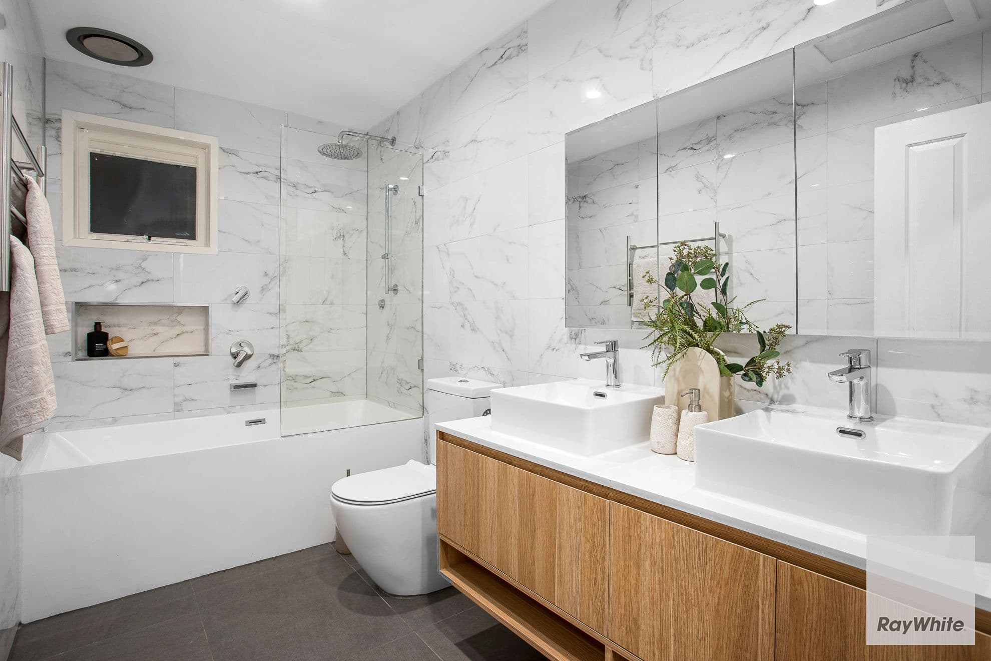 37 Dongola Road, Keilor Downs VIC 3038, Keilor Downs - Thumbnail 8