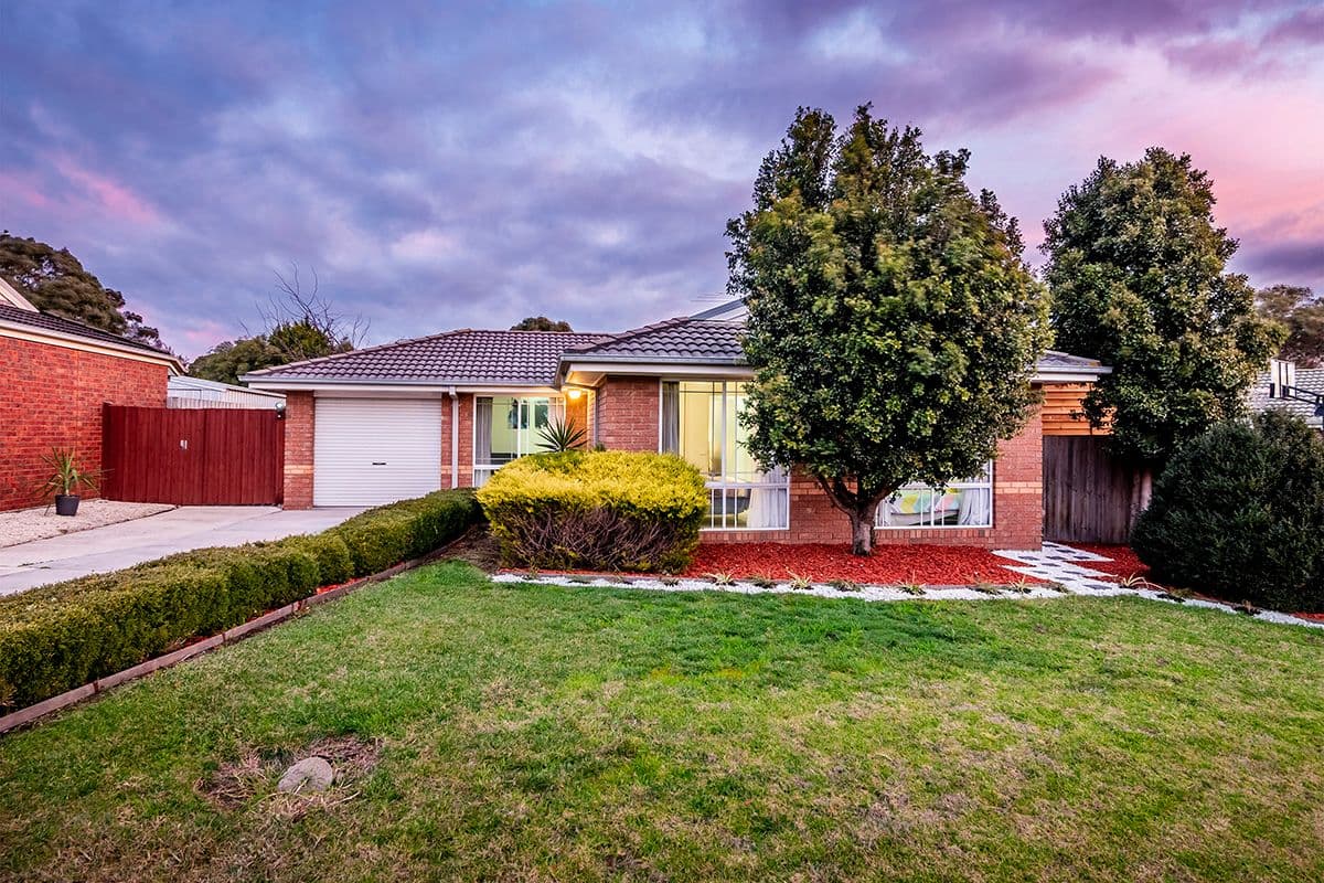 4 Shadi Court, Cranbourne West VIC 3977, Cranbourne West - Thumbnail 2