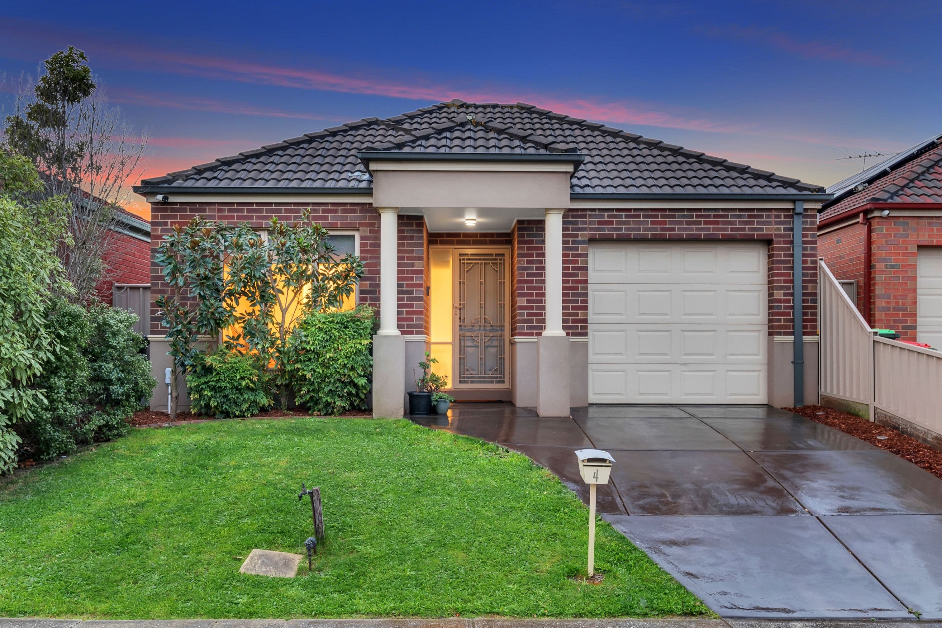4 Bowral Loop, Craigieburn VIC 3064, Craigieburn - Image 1