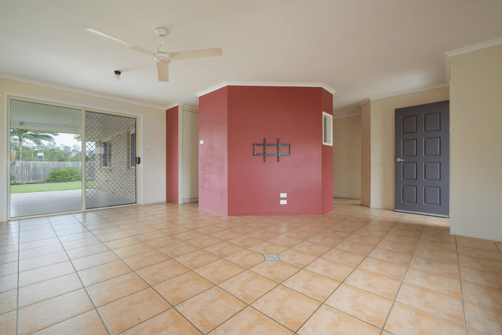 3 Wandoo Street, Kin Kora QLD 4680, Kin Kora - Thumbnail 2