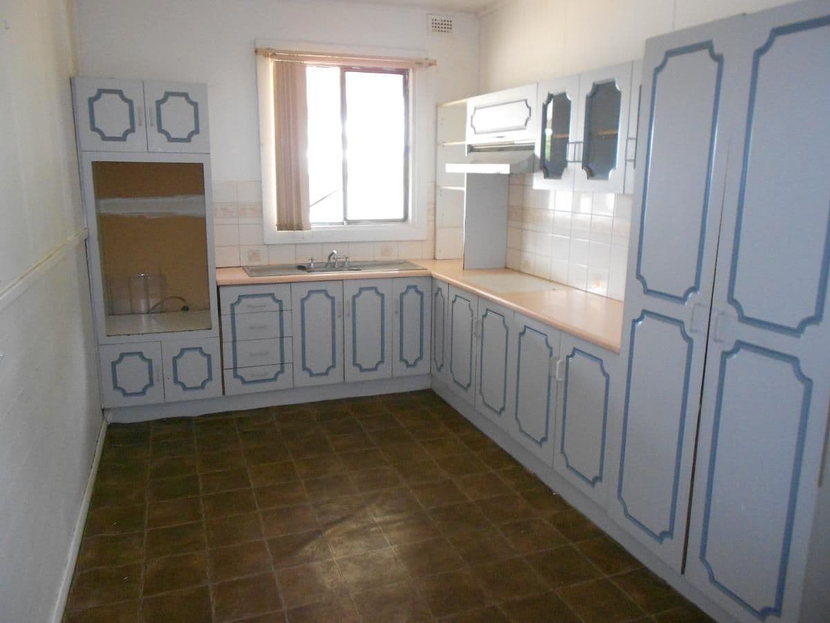26-28 Dunn Street, BORDERTOWN SA 5268, Bordertown - Thumbnail 2