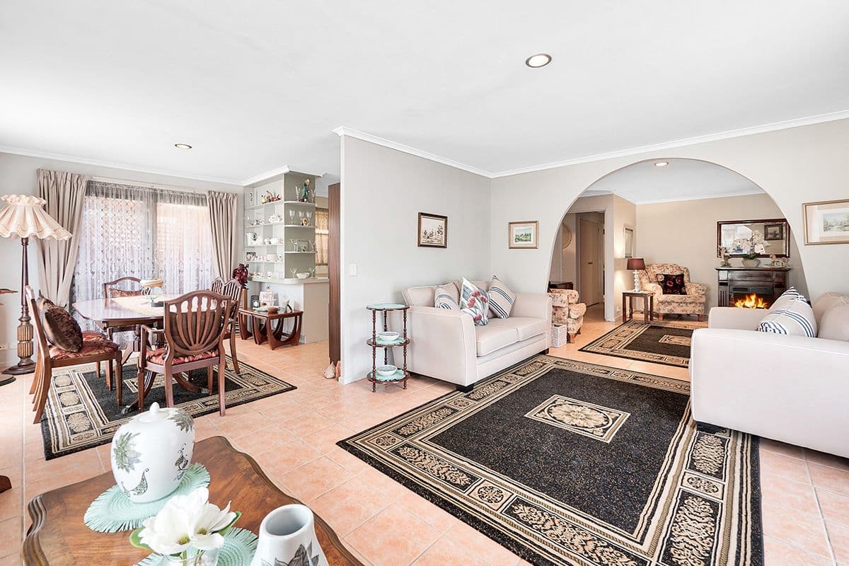 1 Hazelwood Avenue, Cranbourne North VIC 3977, Cranbourne North - Thumbnail 4