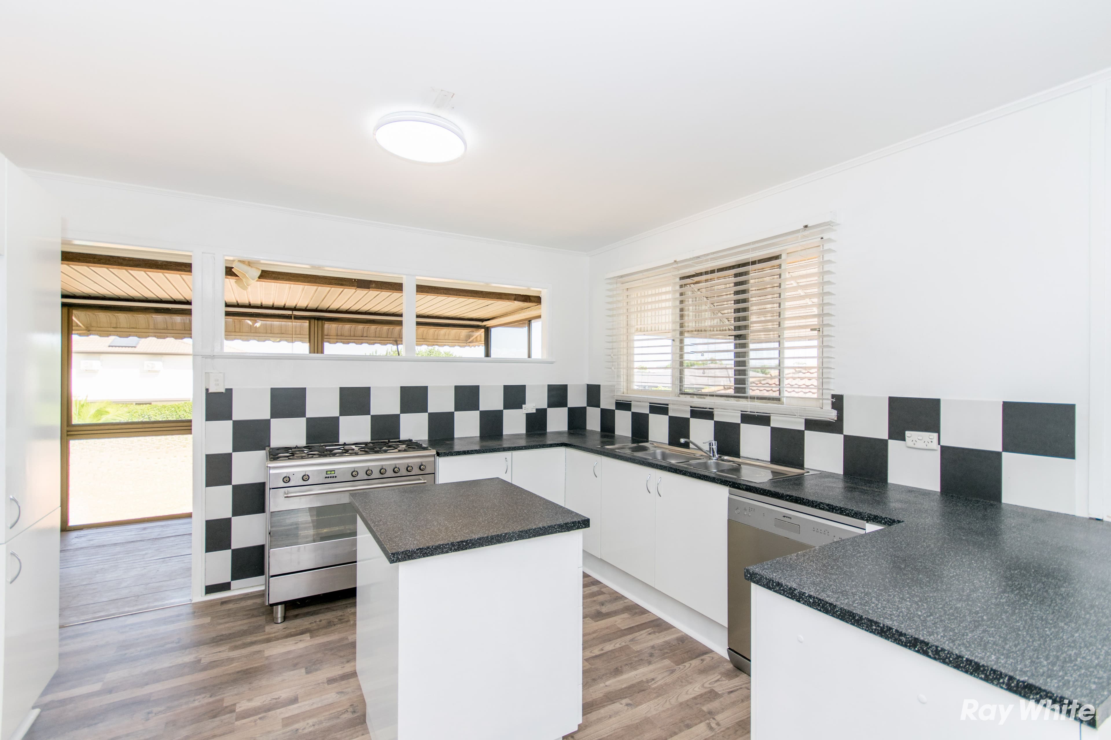 22 Kelyndar Street, Banyo QLD 4014, Banyo - Thumbnail 3