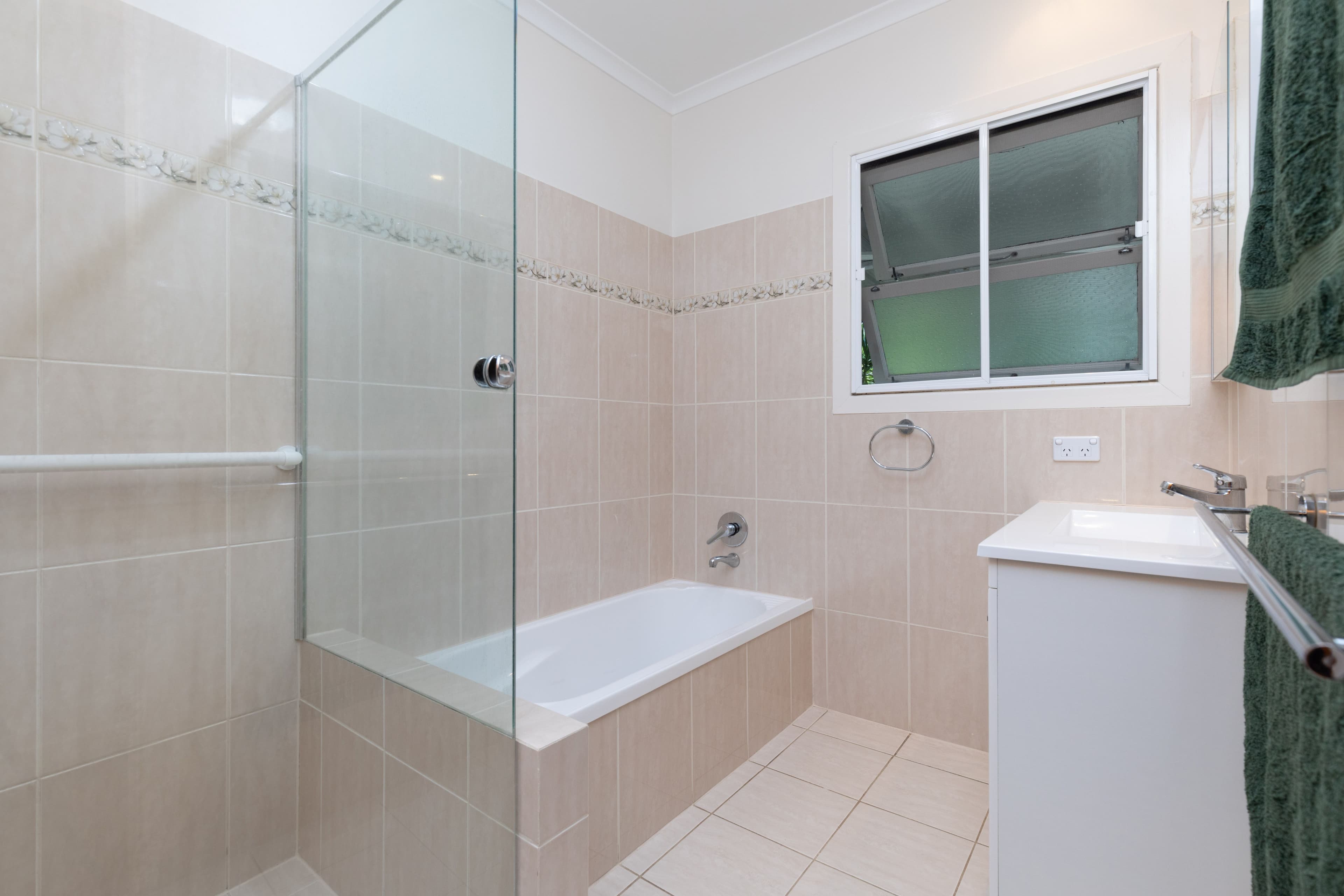 3 Karrin Street, The Gap QLD 4061, The Gap - Thumbnail 4