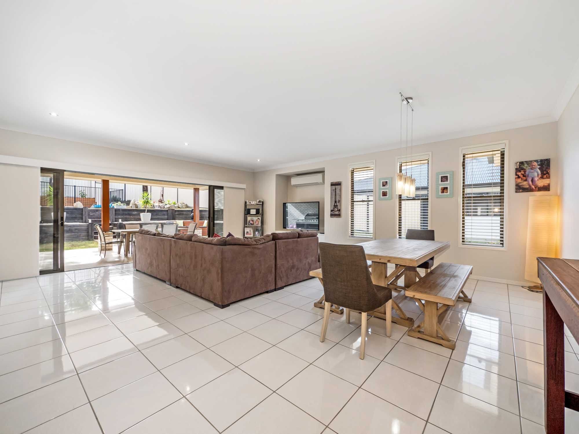 12 Lomandra Avenue, Caniaba - Thumbnail 5
