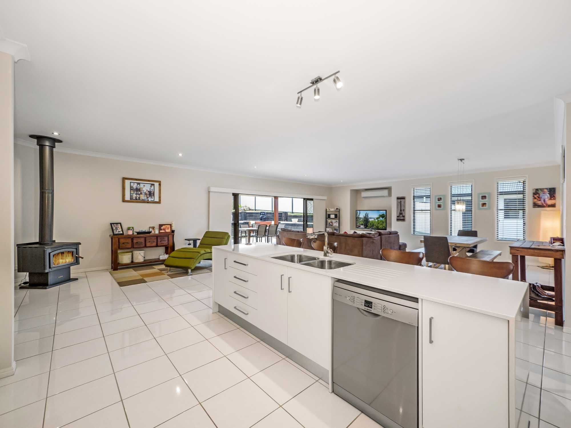 12 Lomandra Avenue, Caniaba - Thumbnail 7