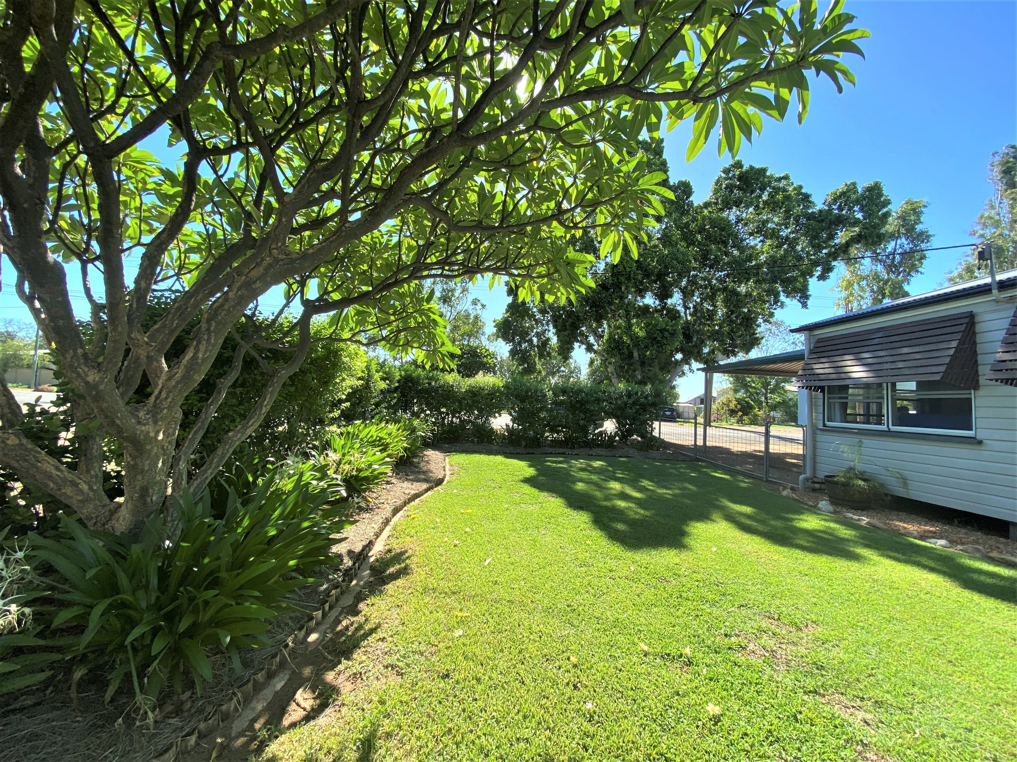 43 Wompoo Road, Longreach QLD 4730, Longreach - Thumbnail 2