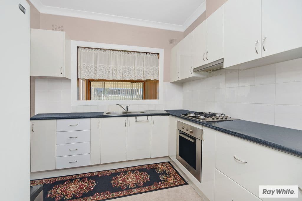 43 Craig Crescent, DAPTO NSW 2530, Dapto - Thumbnail 3