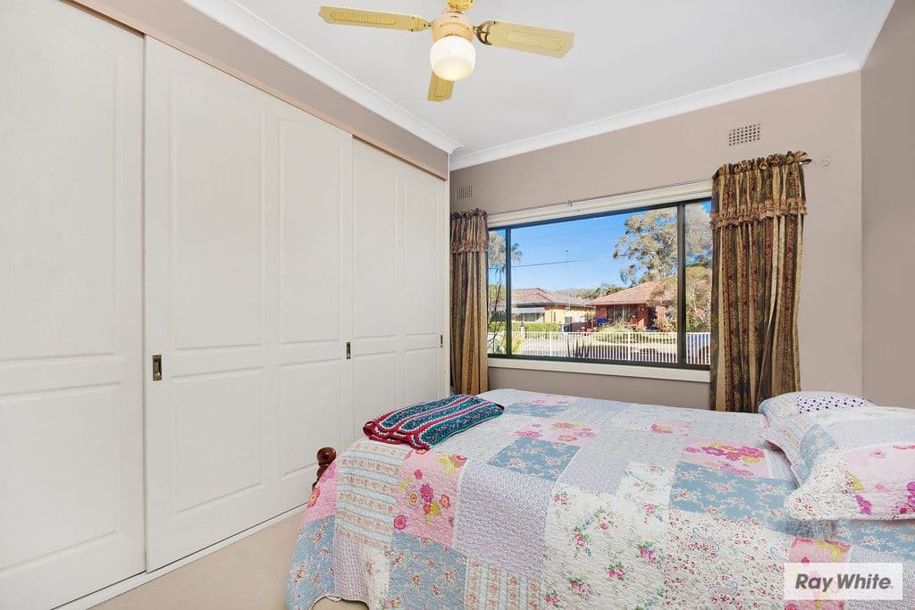 43 Craig Crescent, DAPTO NSW 2530, Dapto - Thumbnail 4