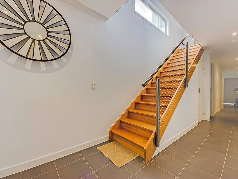 32 Caesia Way, Caroline Springs VIC 3023, Caroline Springs - Thumbnail 2