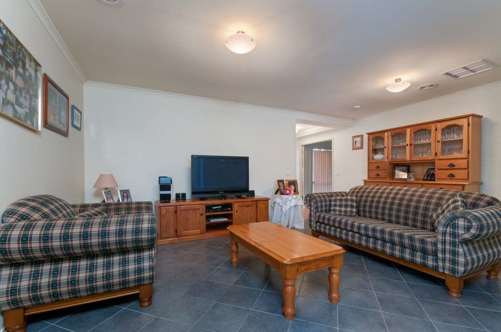 26 Maple Place, CRAIGIEBURN VIC 3064, Craigieburn - Thumbnail 4
