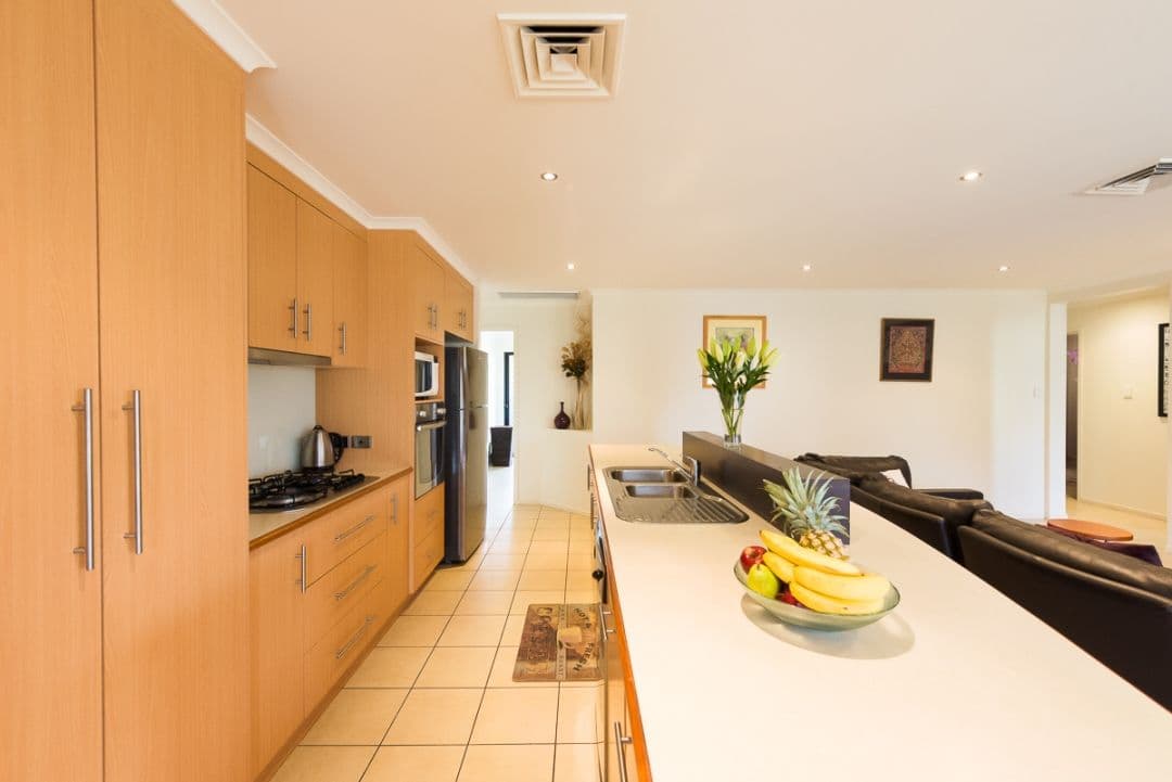 21 Fadden Crescent, MIDDLE RIDGE QLD 4350, Middle Ridge - Thumbnail 4