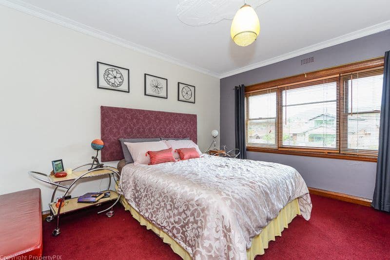 13 Swanston Street, NEW TOWN TAS 7008, New Town - Thumbnail 8